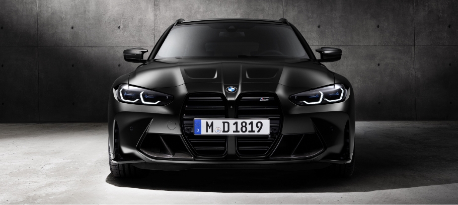 2023 BMW M3 Touring - Front View