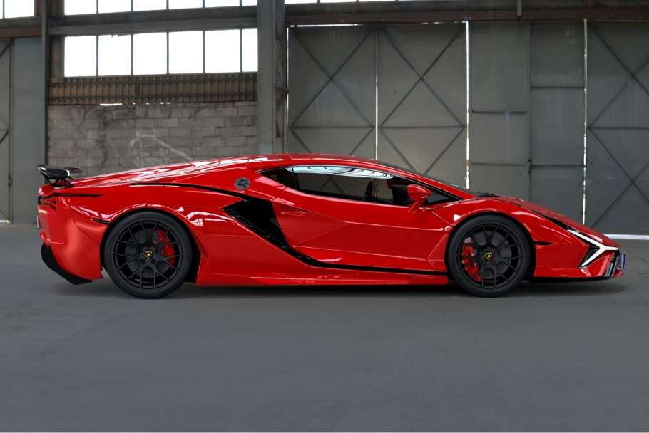 DMC Lamborghini Revuelto - Side