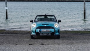 Mini Cooper S Convertible Seaside Edition