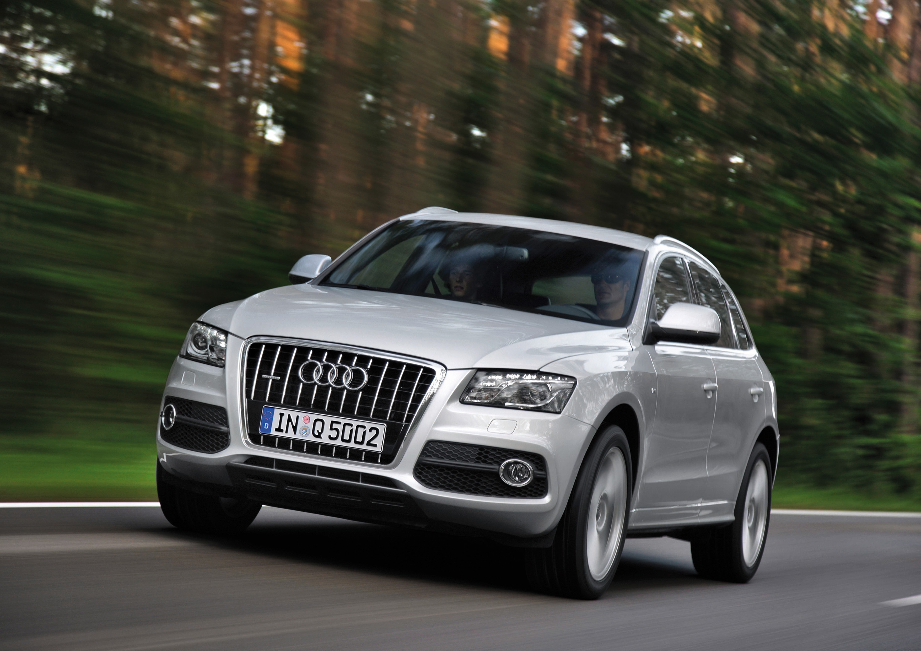 Audi Q5 The performance SUV for the active lifestyle