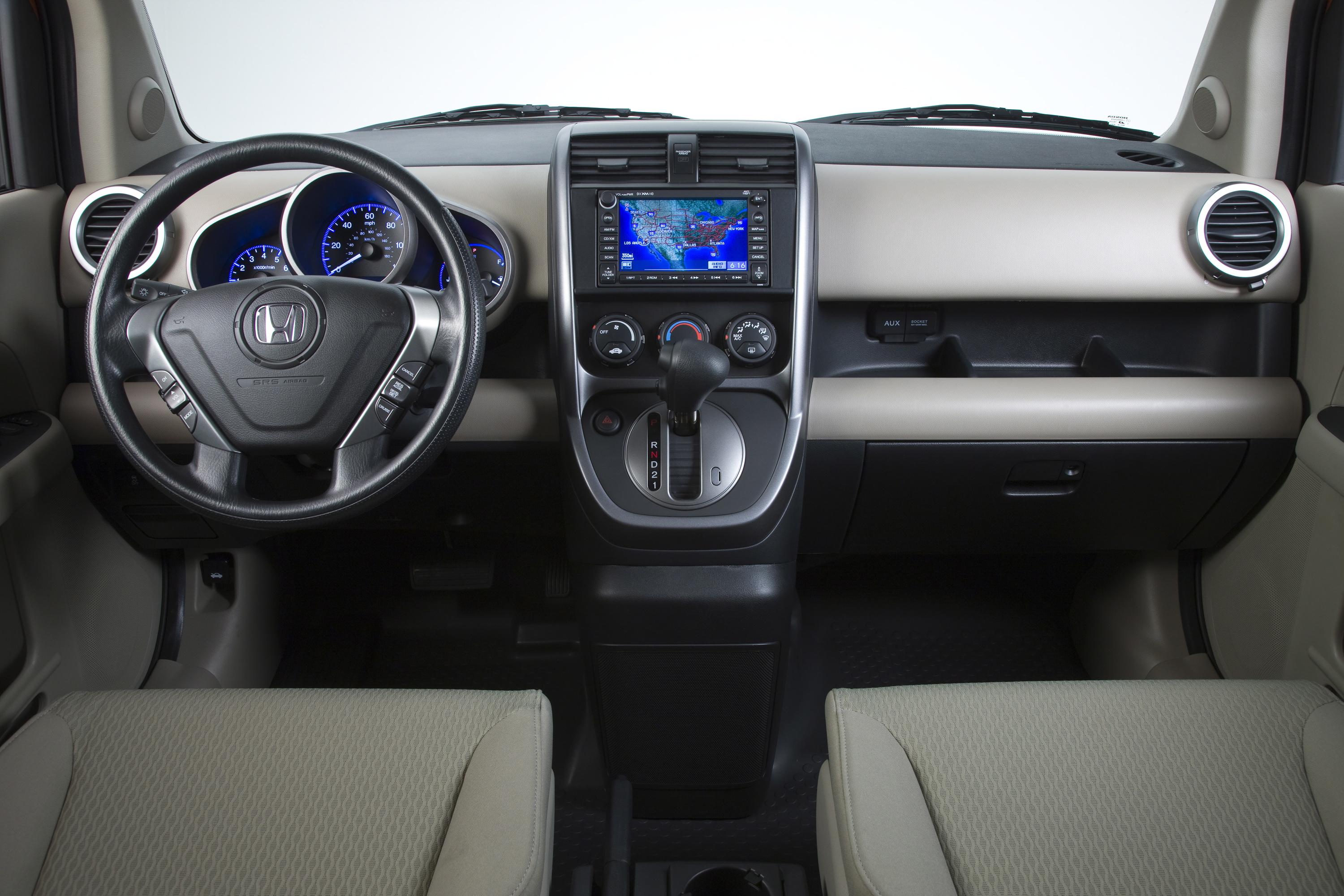 Restyled 2009 Honda Element Offers New Hightech, Functional Features