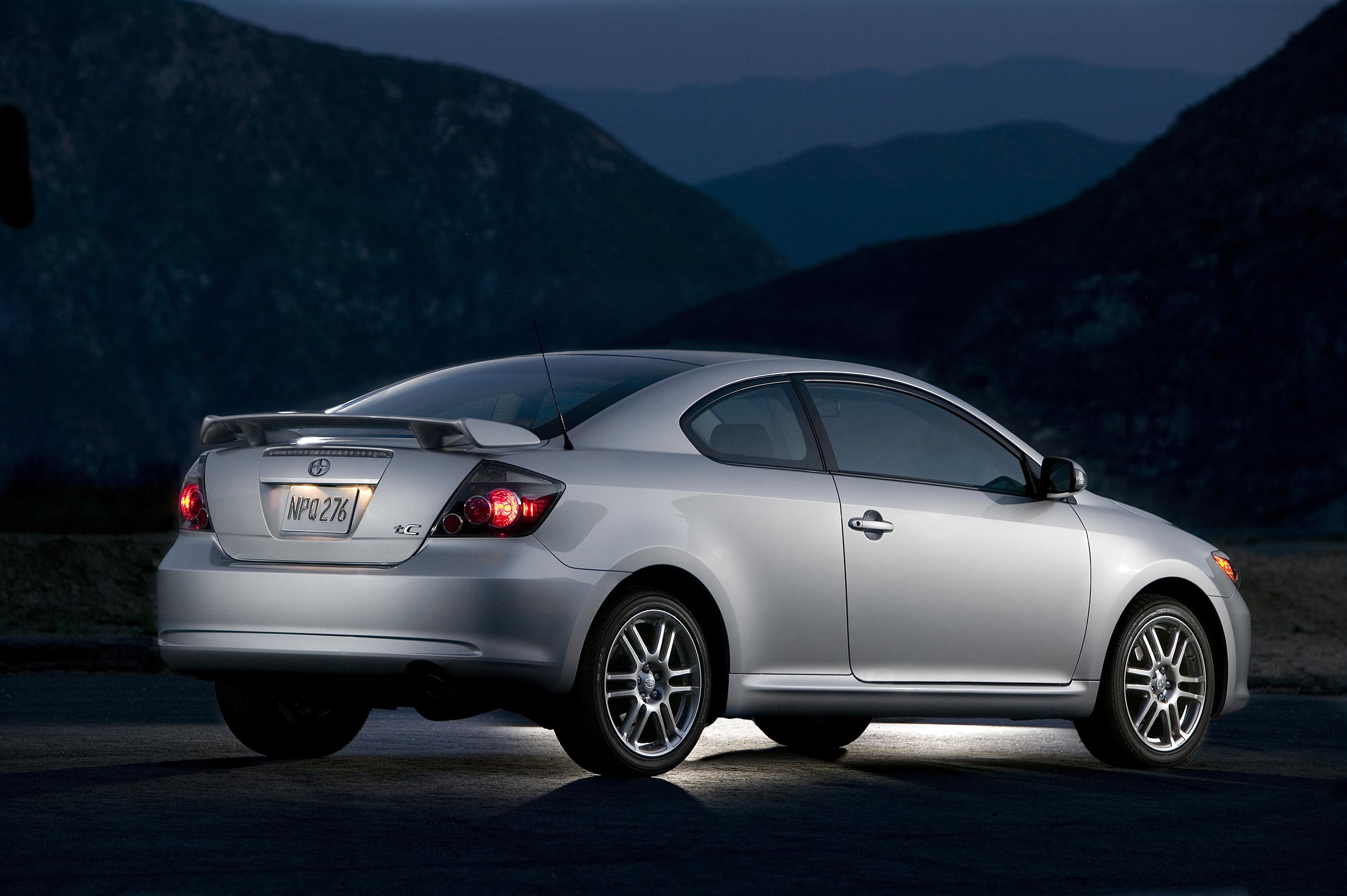 Scion tC Sports Coupe Blends Style and Refinement