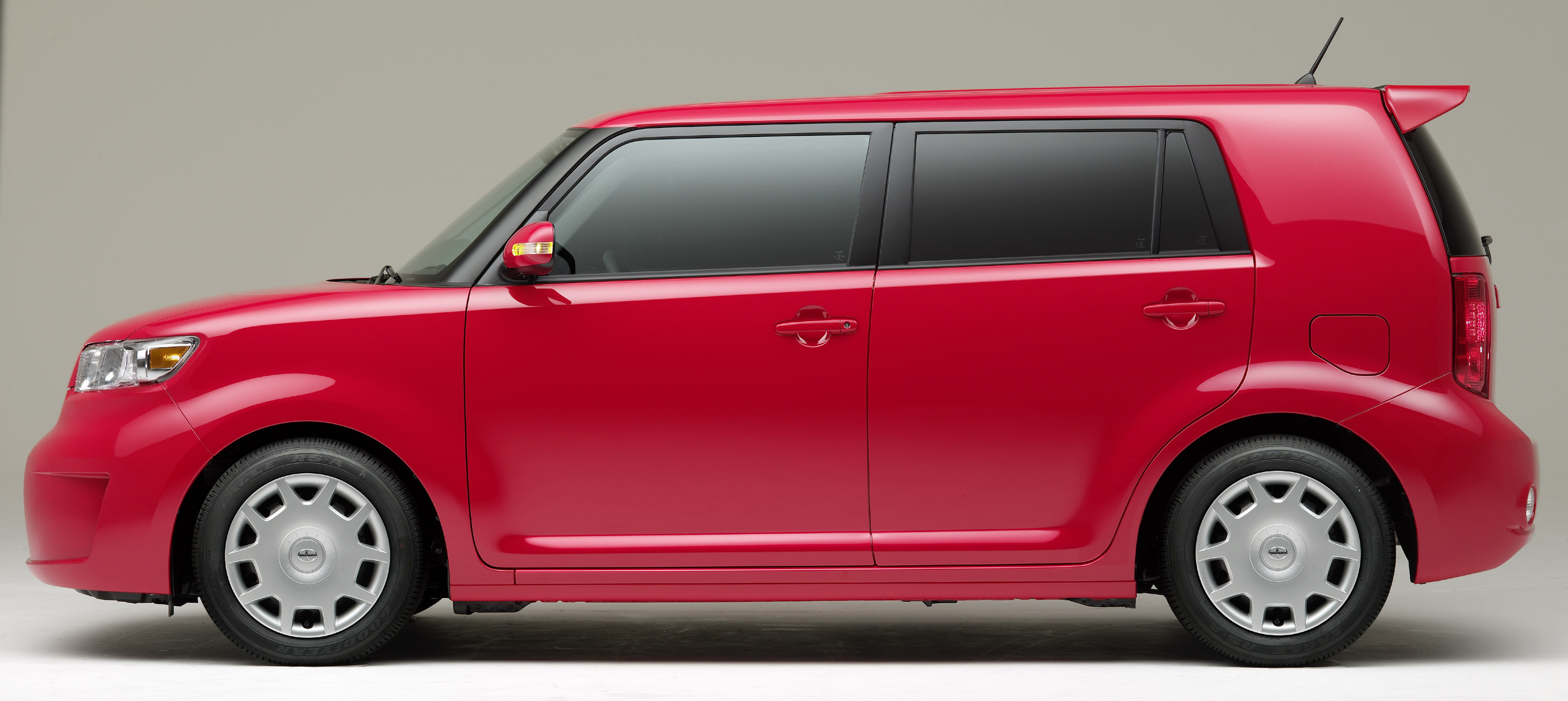 Scion Announces Pricing for xB Release Series 6.0