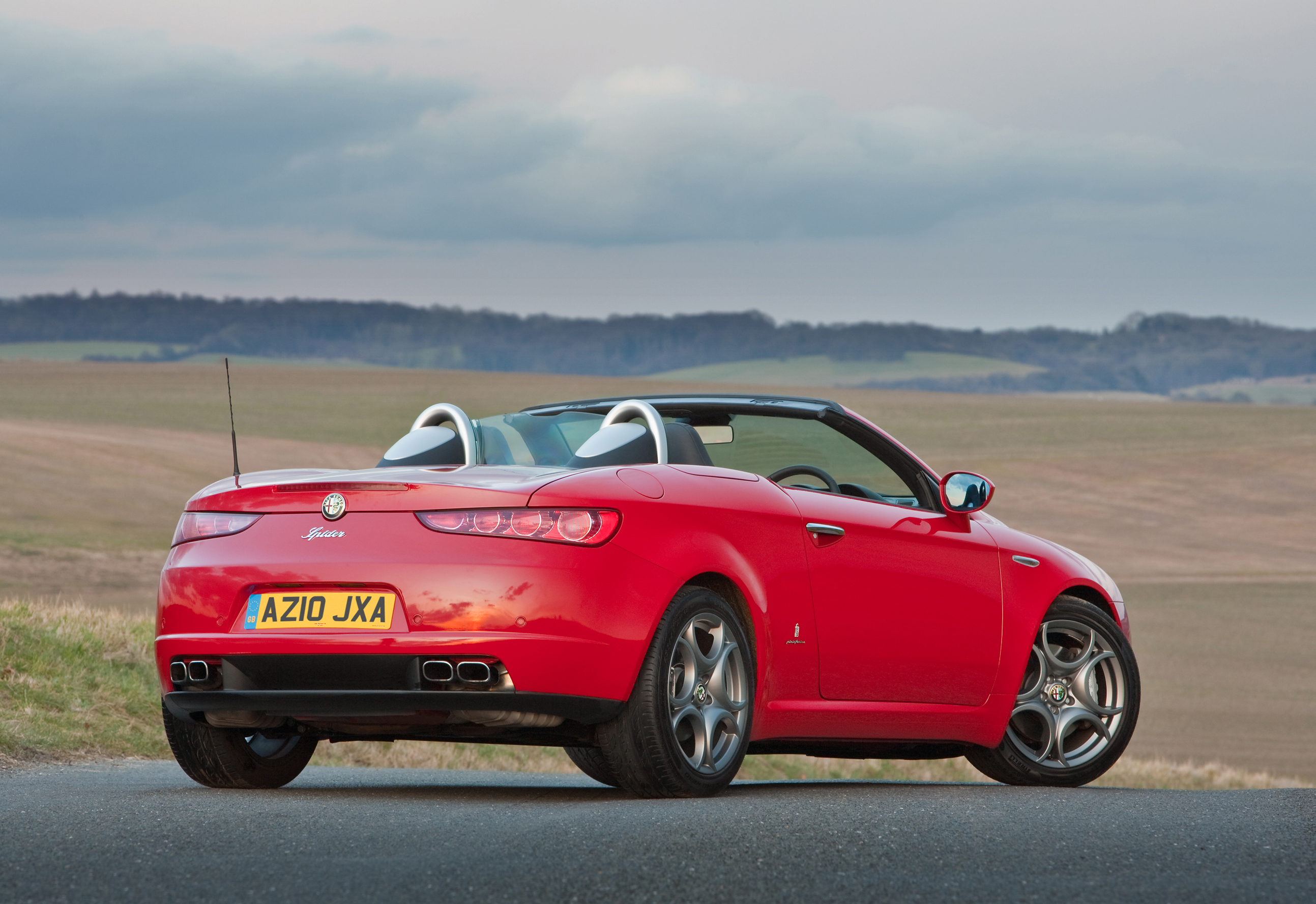 Alfa Romeo Uk Offers Exclusive Trim Level For Brera And Spider