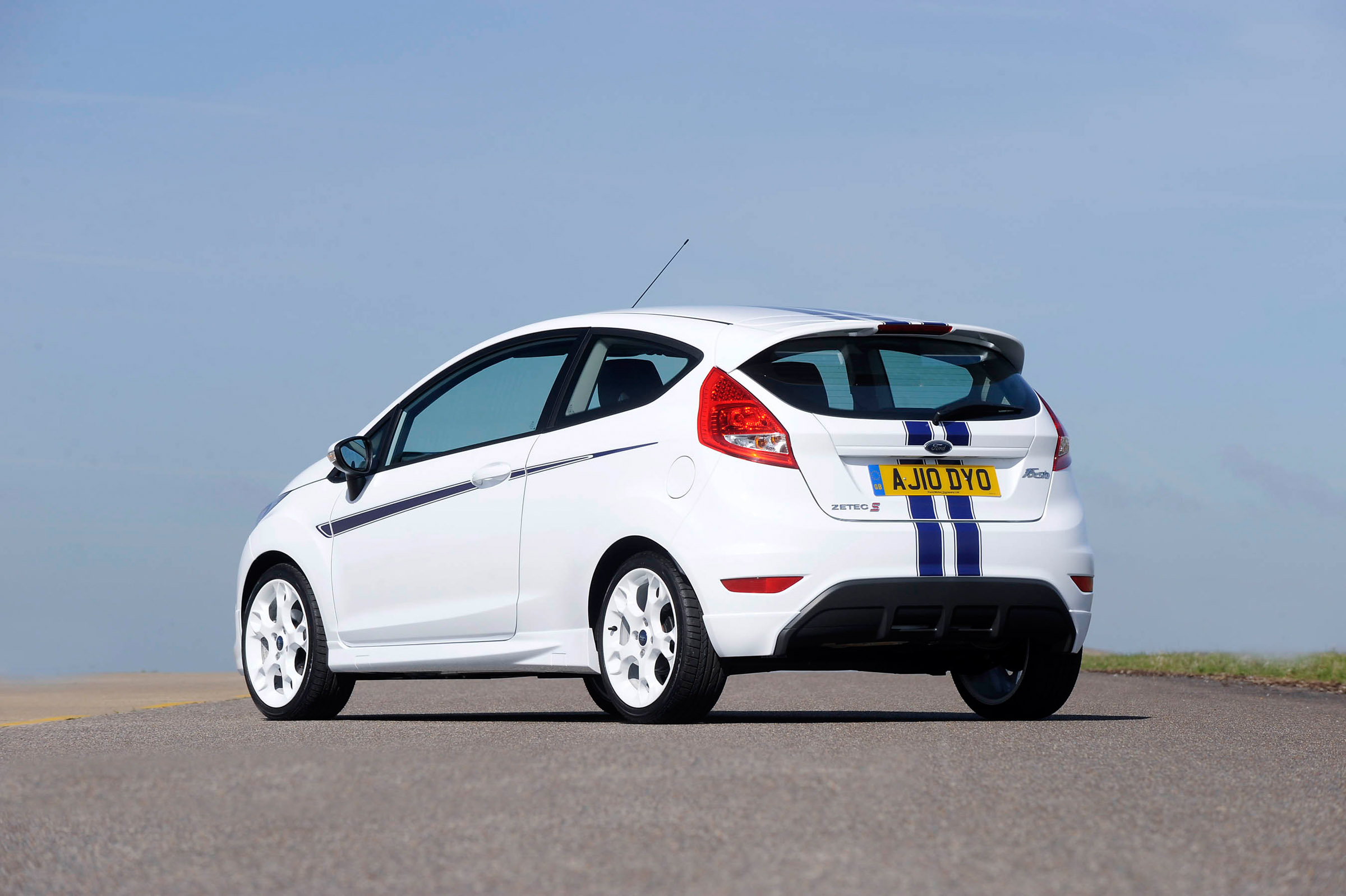 Tyres for ford fiesta 2010 #2