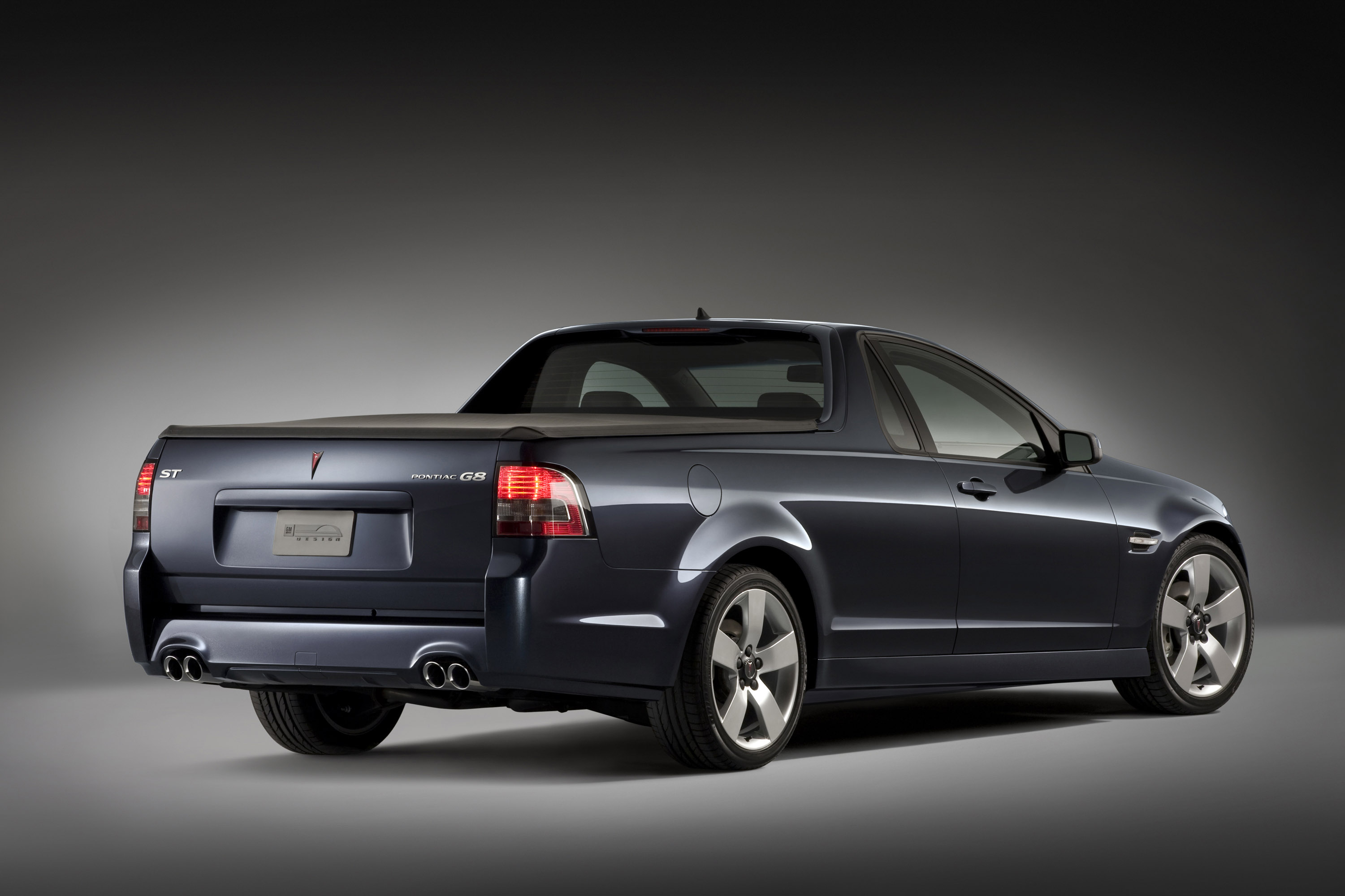 pontiac g8 diecast model car