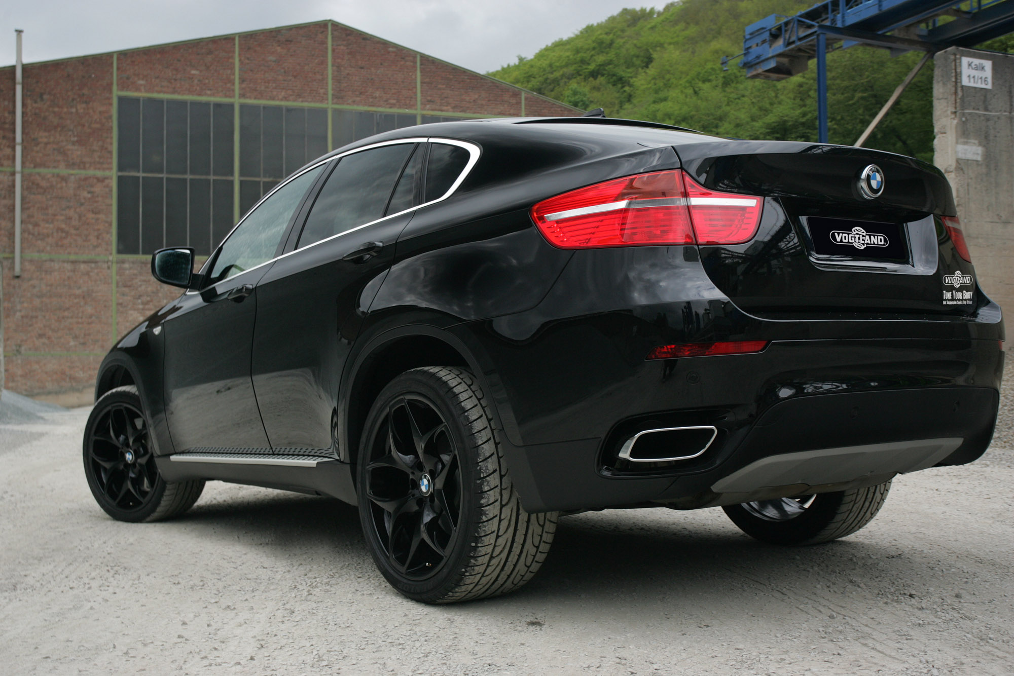 Fx x6. БМВ х6 черная. BMW x6 e72 3.5. БМВ x6 e71 черная. БМВ Икс 6 черная.