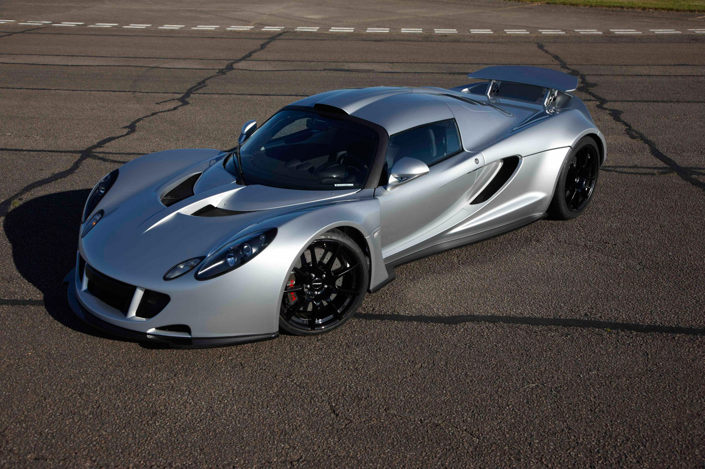 Hennessey Venom GT: 0-370 km/h [video]