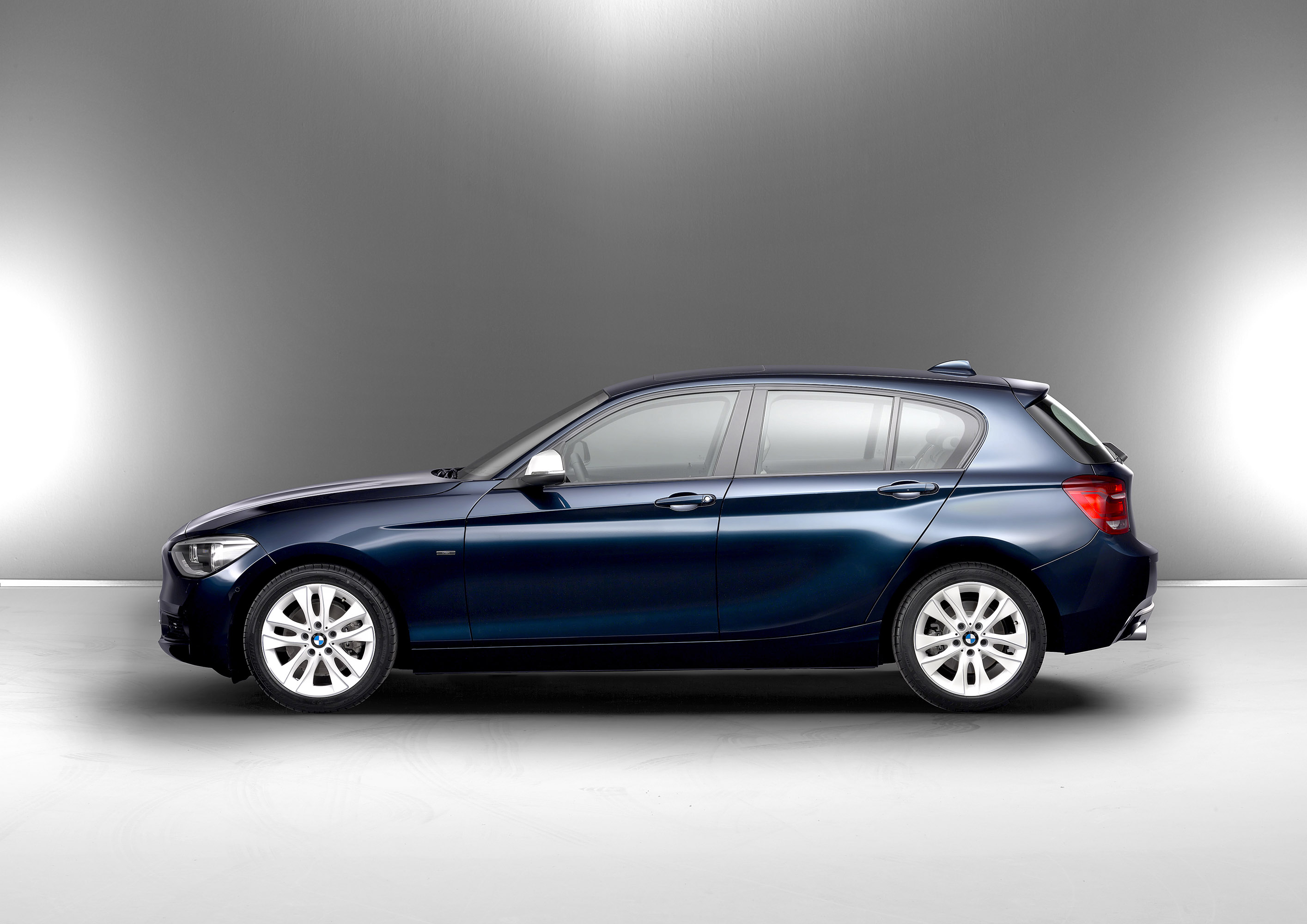 BMW 1Series (2012) HD Picture 54 of 74 54950 2829x2000
