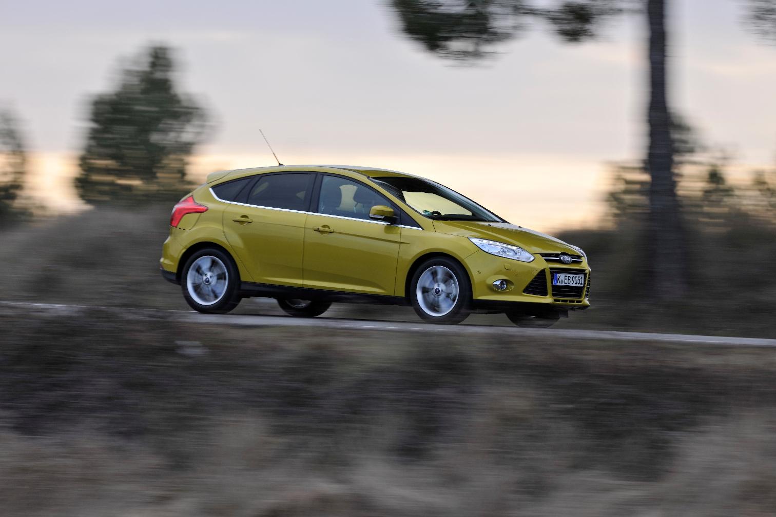 2 Litre ford focus #4