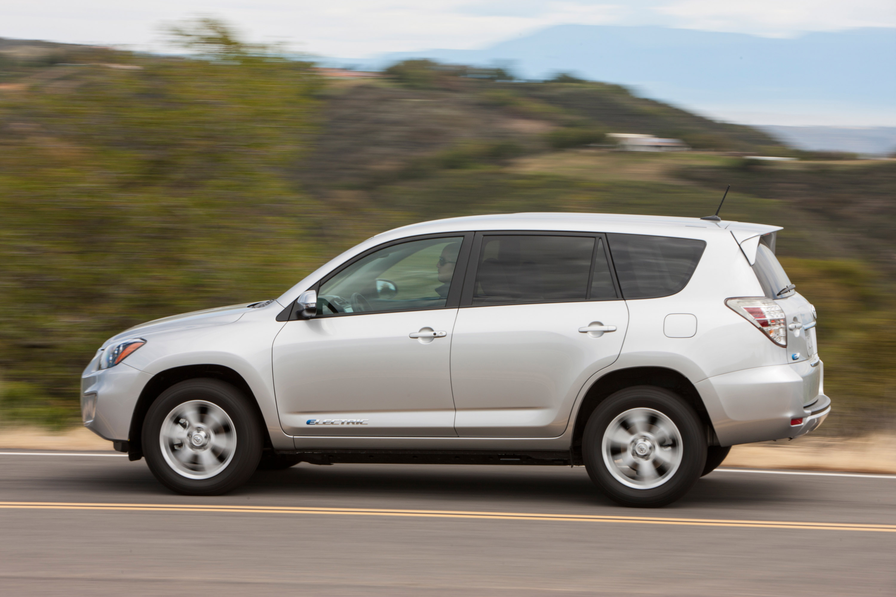 2012 Toyota RAV4 EV Revealed