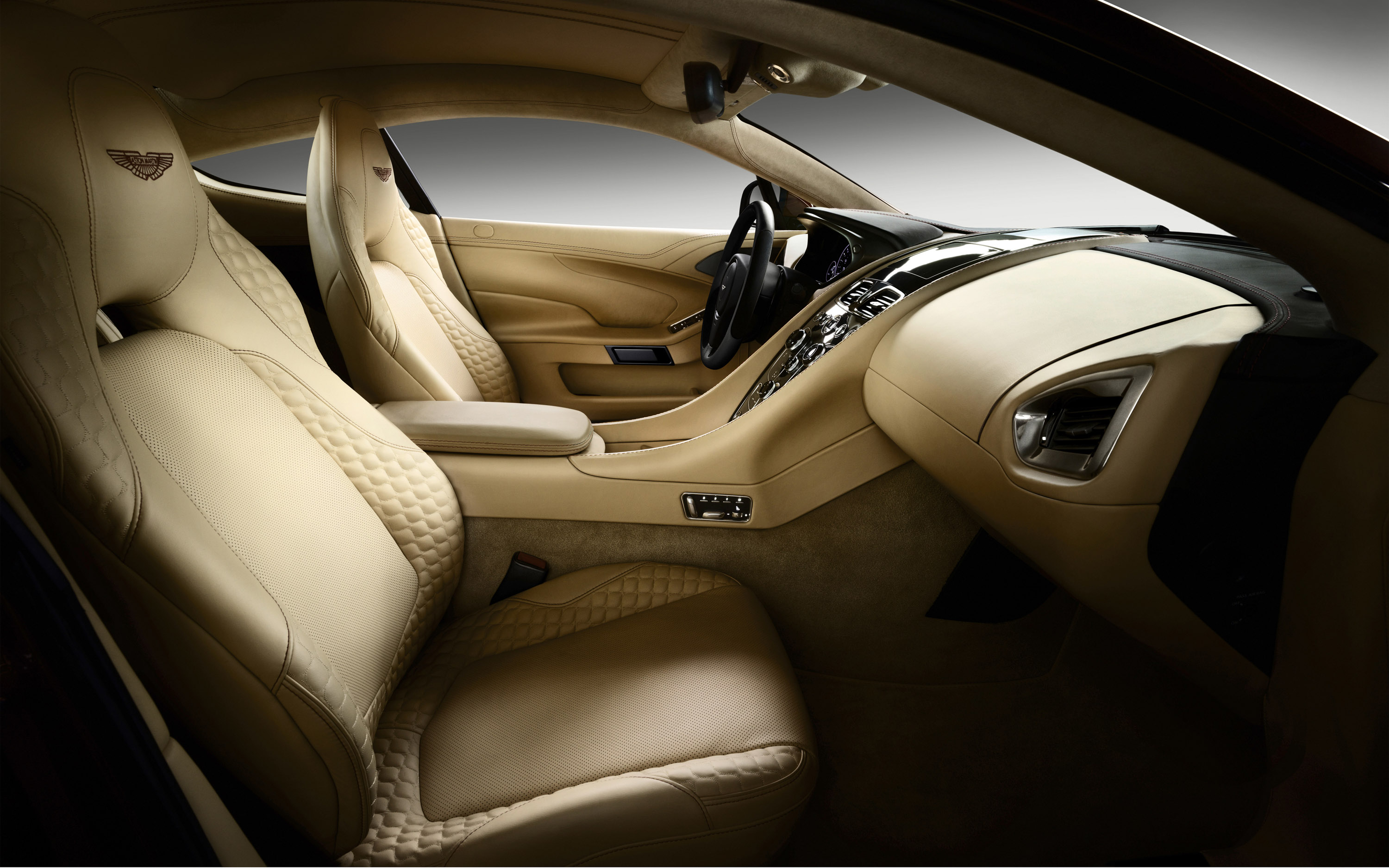 2013 Aston Martin Vanquish revealed