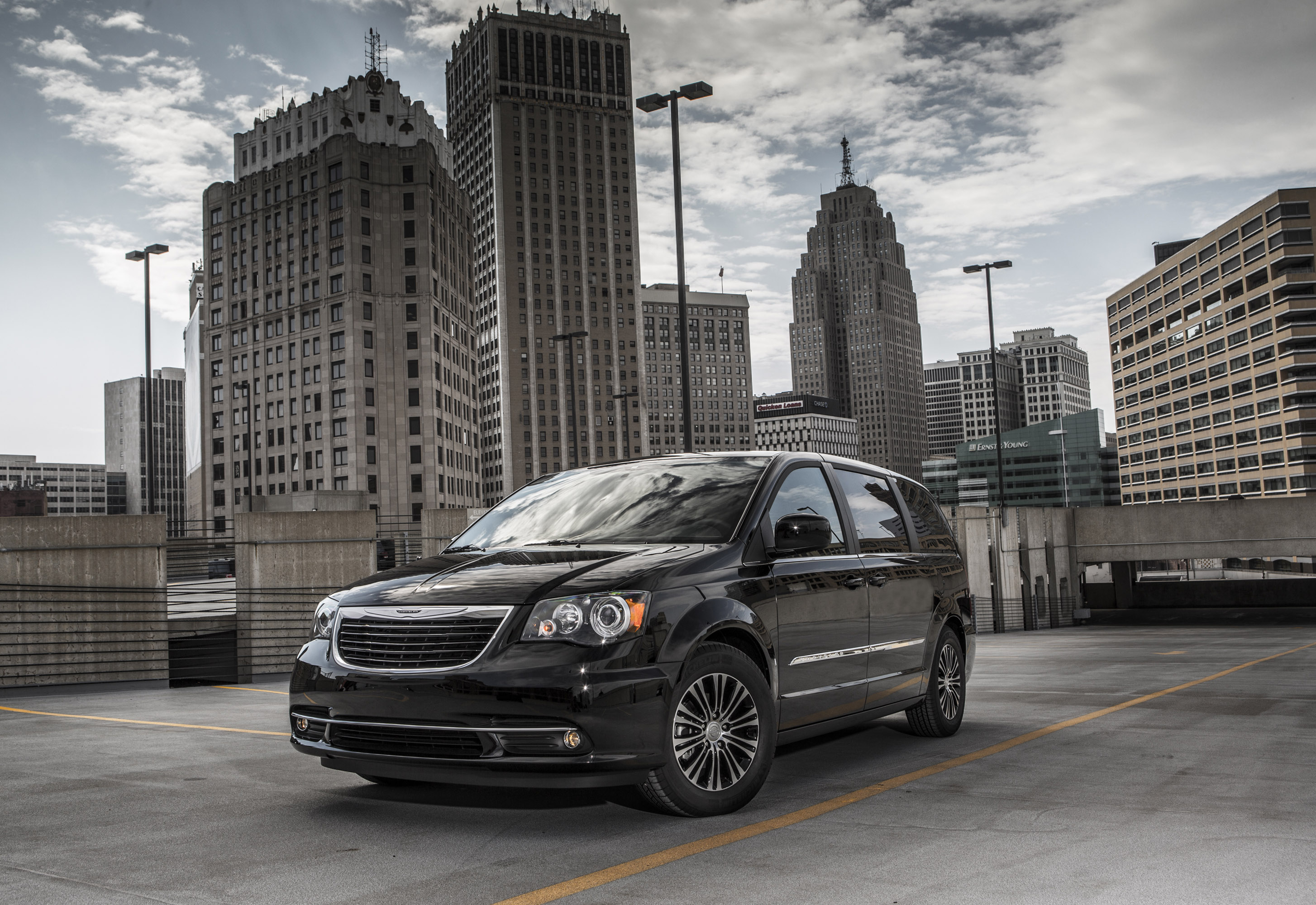 2013 Chrysler Town & Country S Gets Enhanced