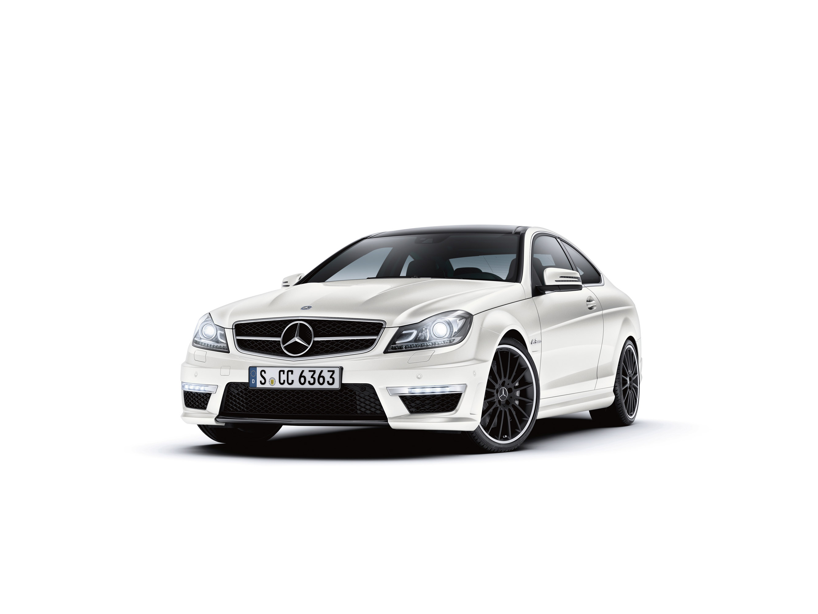 2013 MercedesBenz CClass 1.6 Engine to the Family