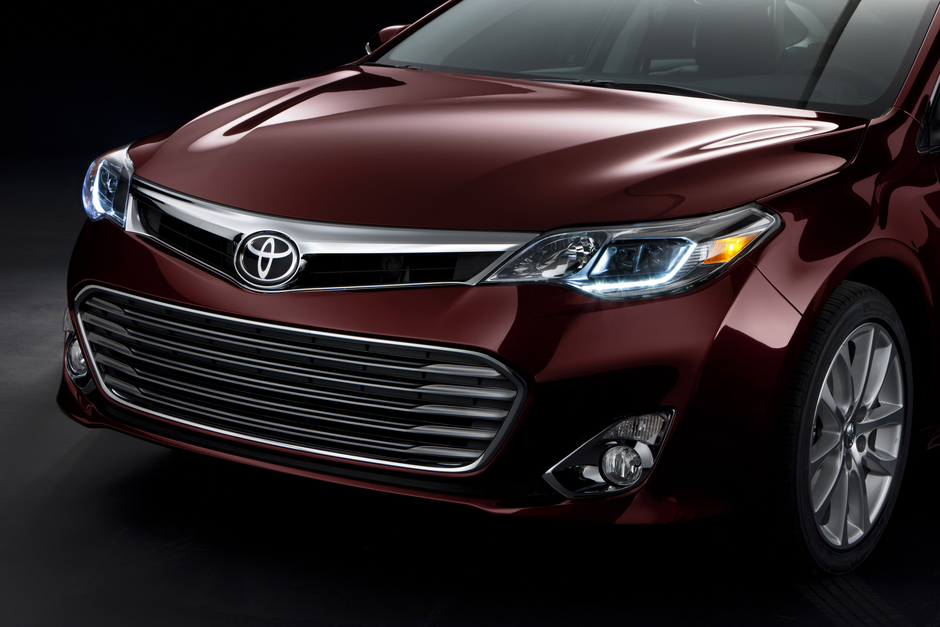 Toyota Avalon Revealed at New York