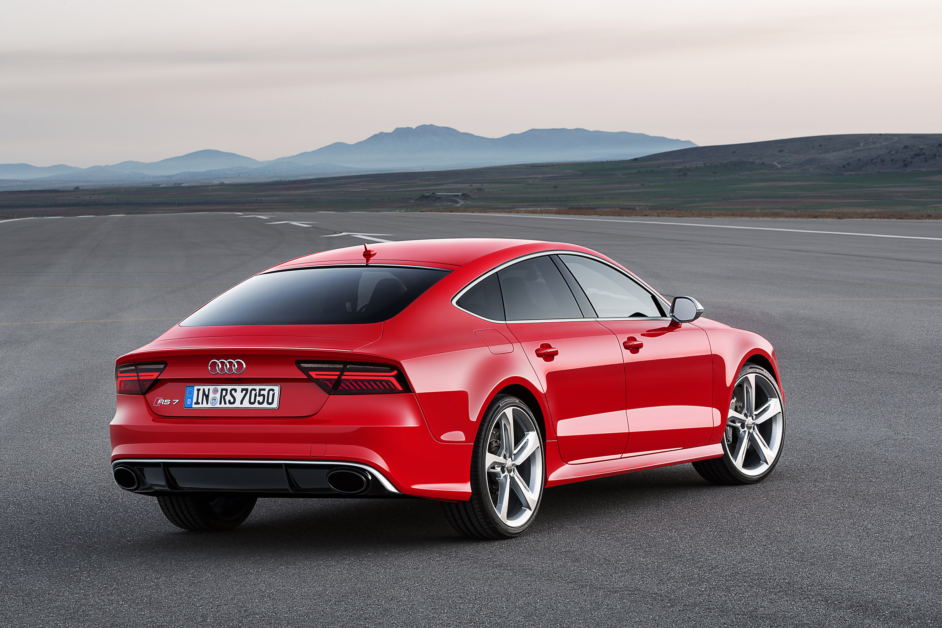 Audi rs7 моделька