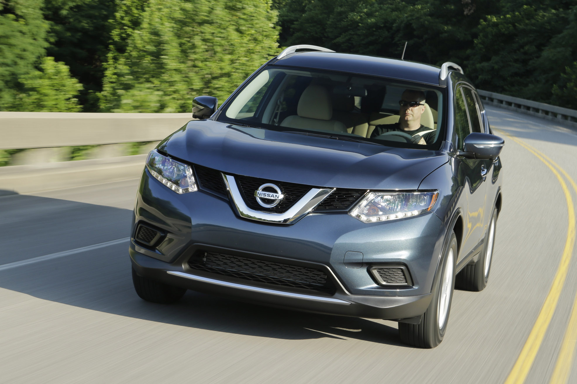 Nissan rogue комплектации