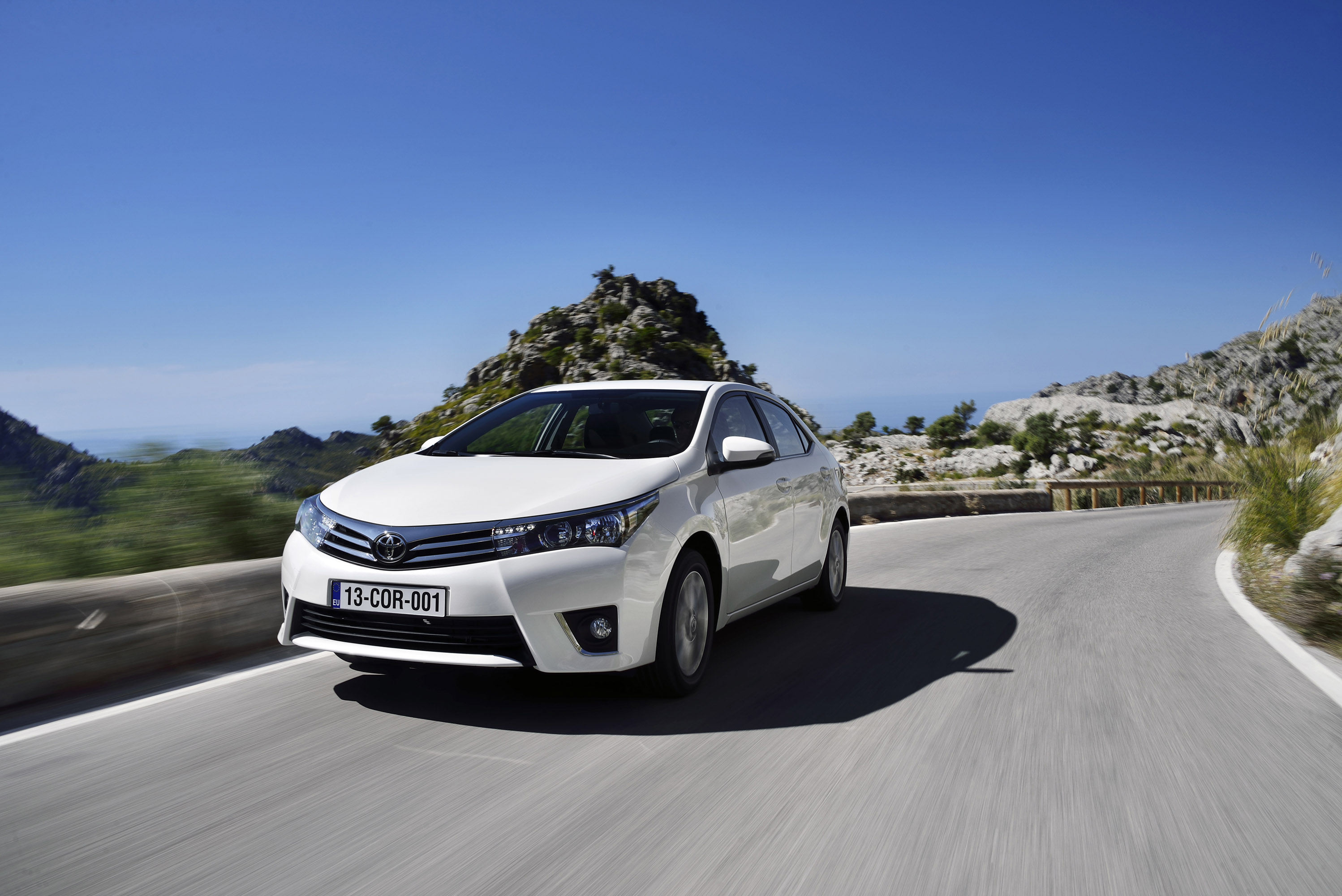 Toyota Corolla (2014) - HD Picture 35 of 82 - #87133 - 2996x2000