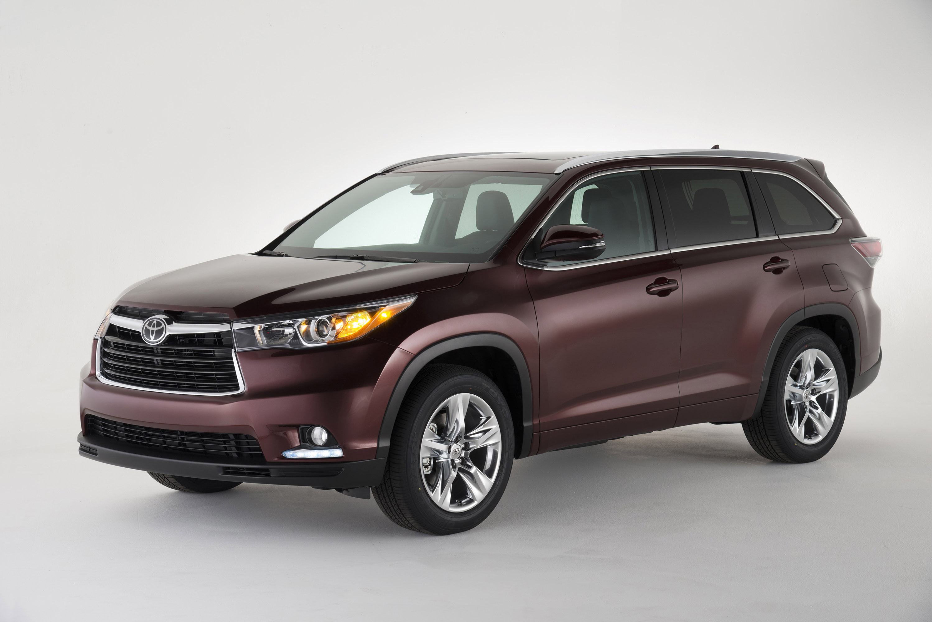 New York Auto Show 2014 Toyota Highlander