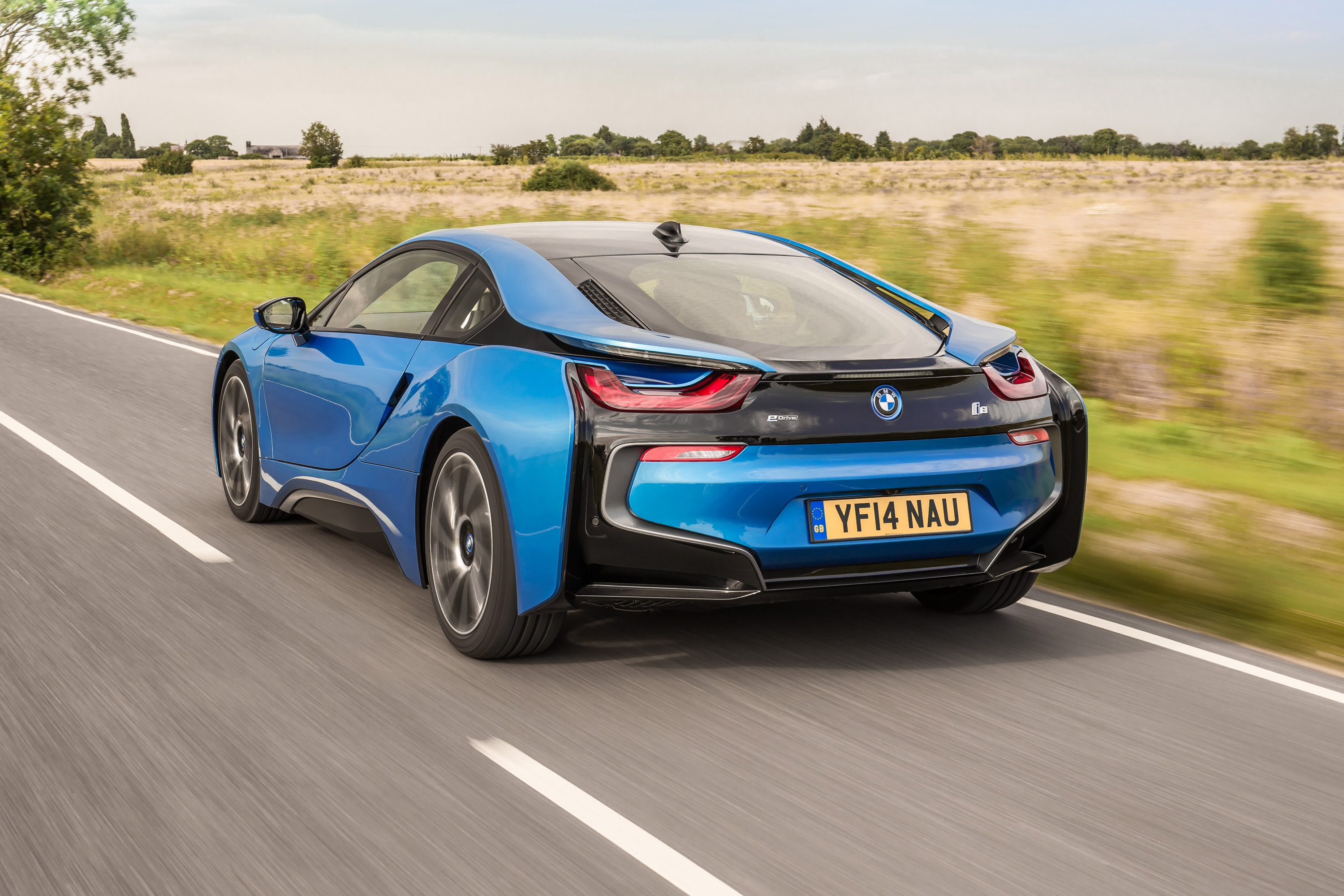 2015 BMW I8