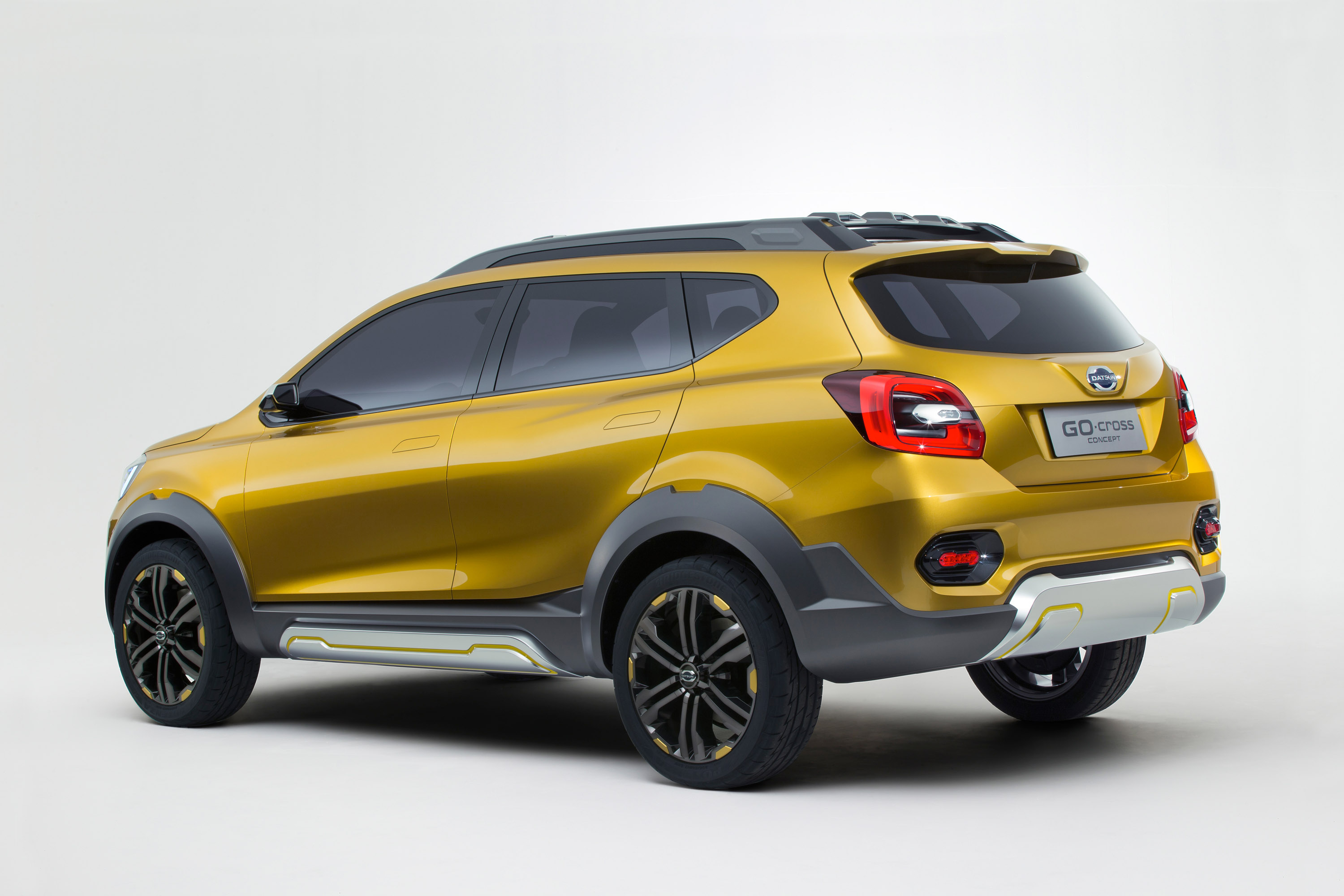  Datsun GO cross  Concept Debuts in Delhi