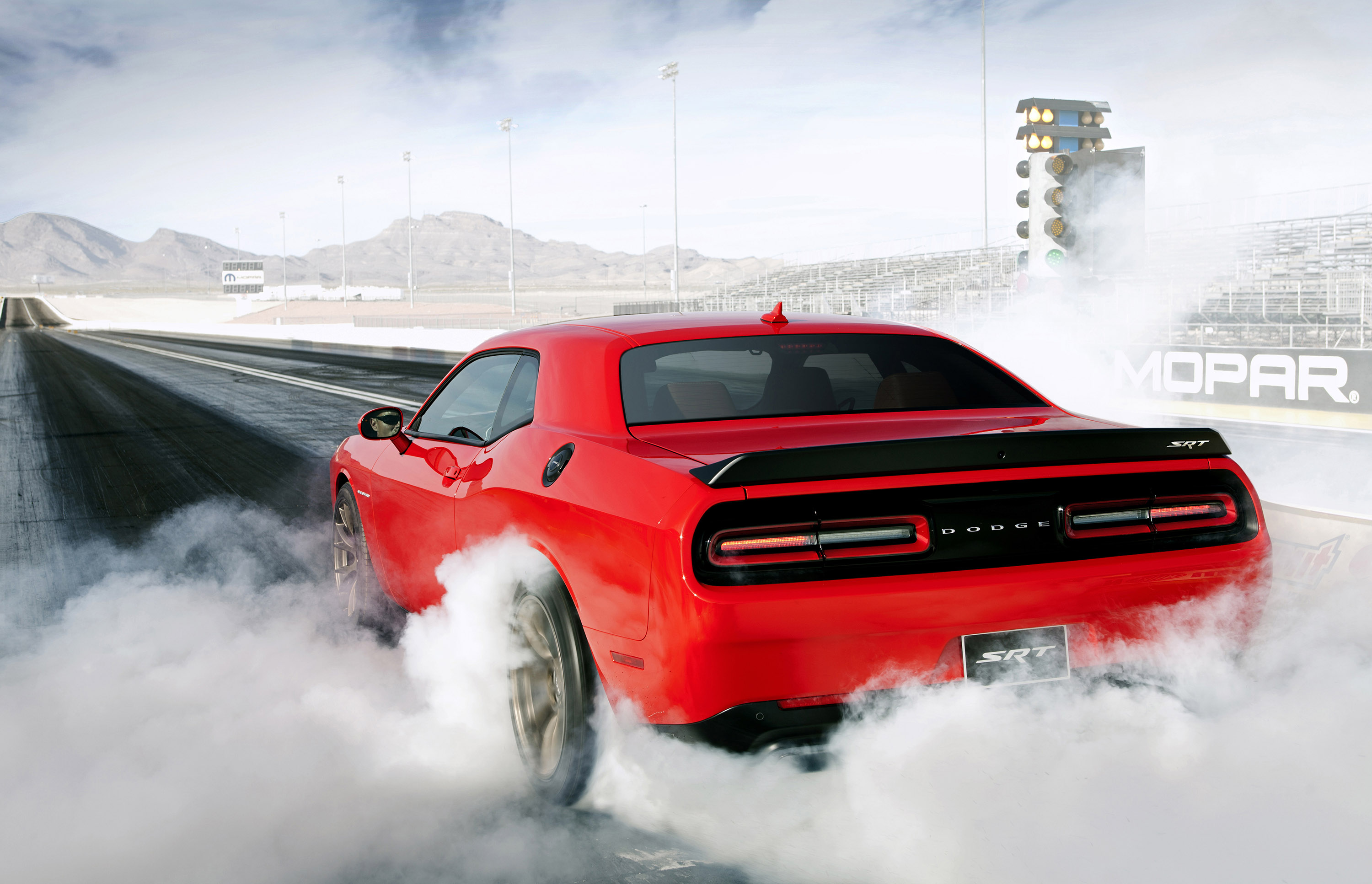 rc dodge challenger srt hellcat