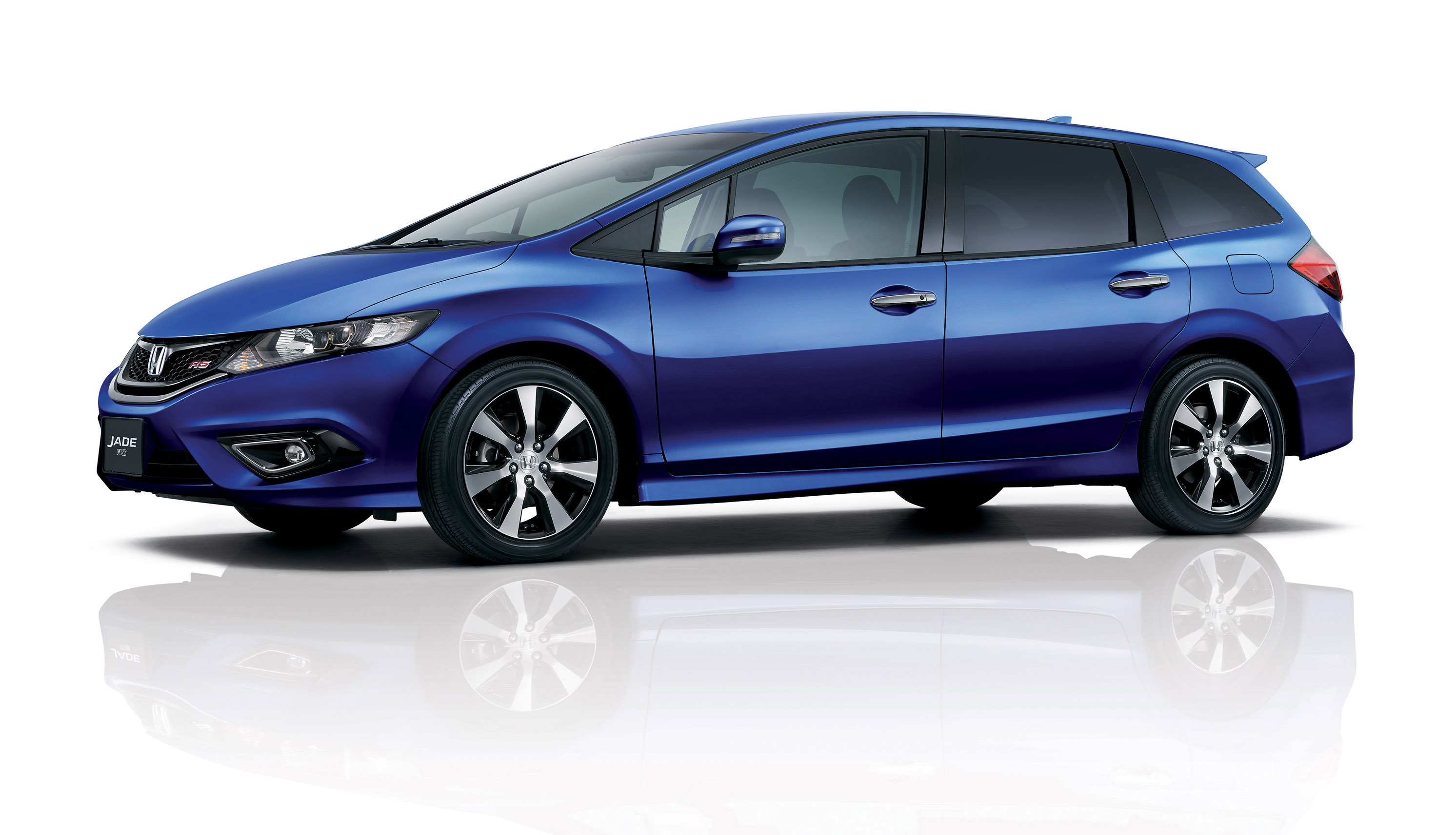 Honda Introduces Jade RS