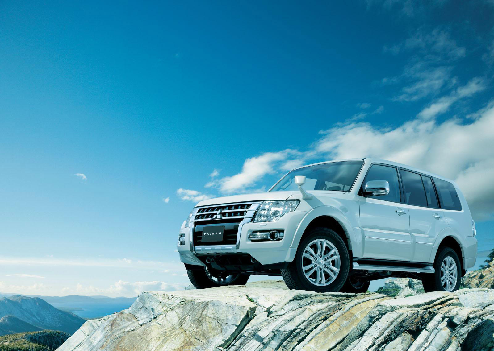 2015 Mitsubishi Pajero Facelift
