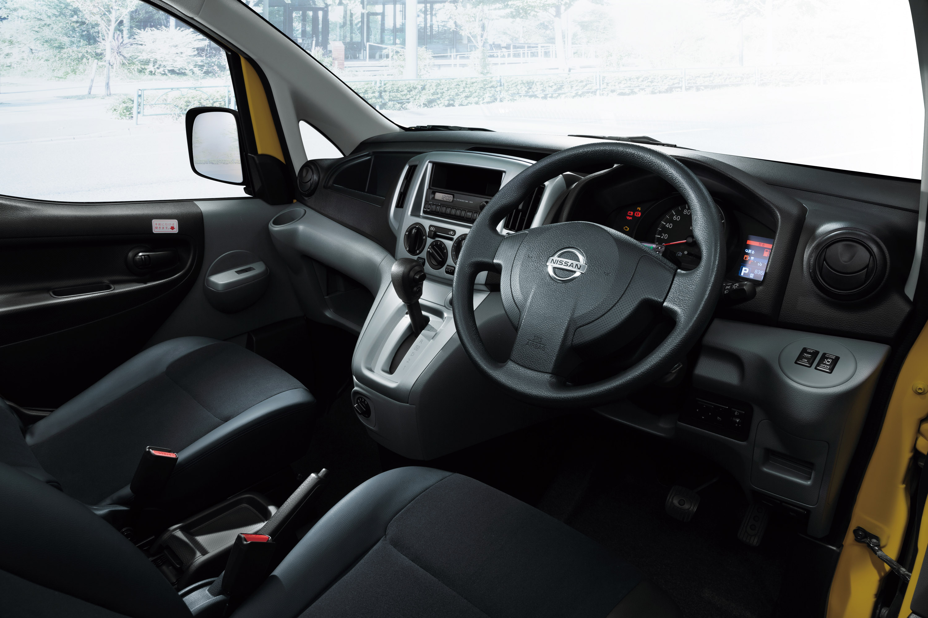 Nissan Introduces its New Generation NV200 Taxi in Japan