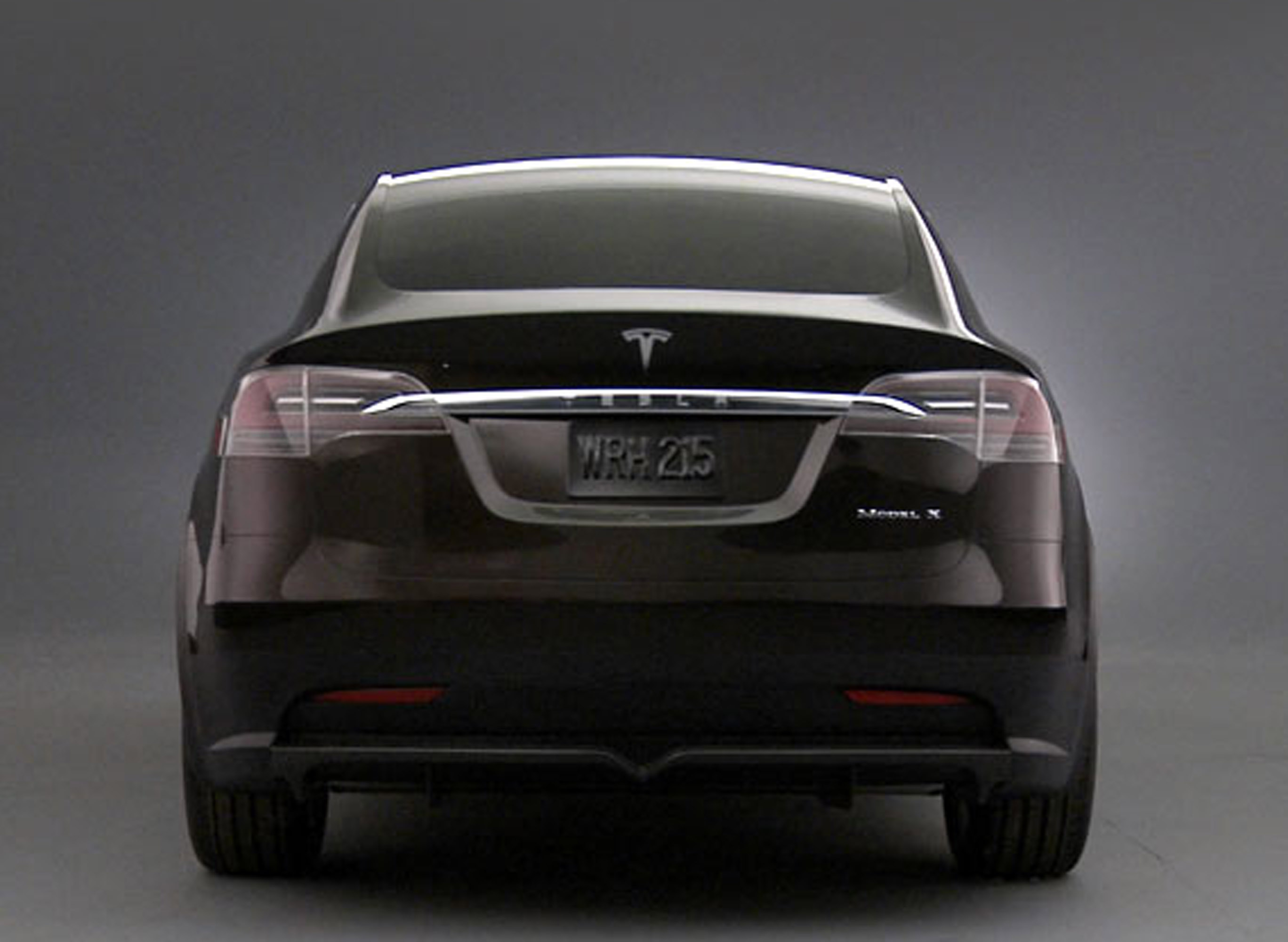 2015 Tesla Model X comes with revolutionary features