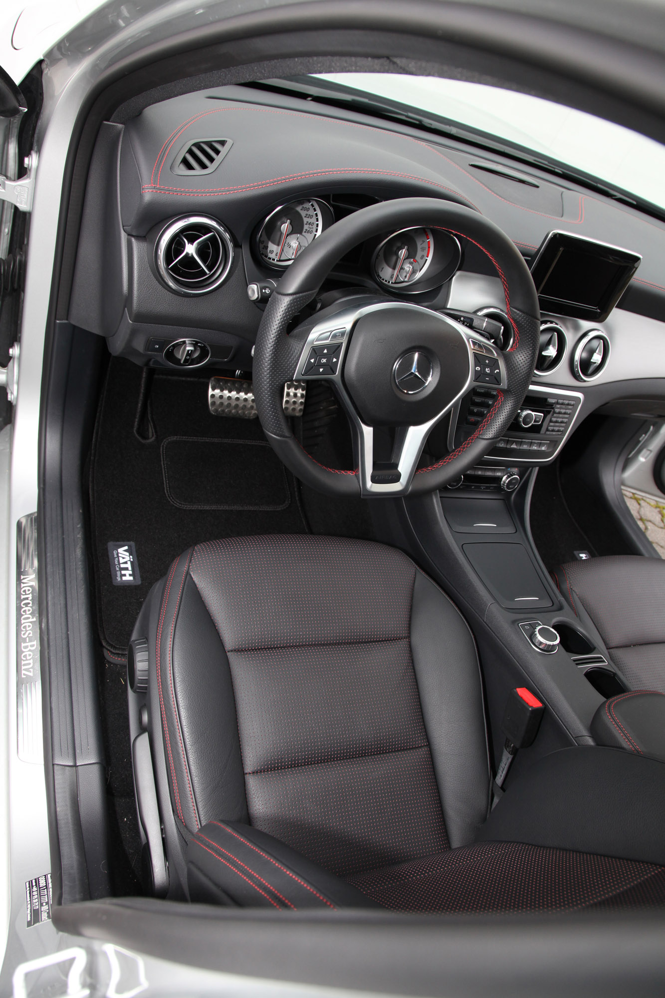 15 Vaeth Mercedes Benz Gla 0 Picture 1195