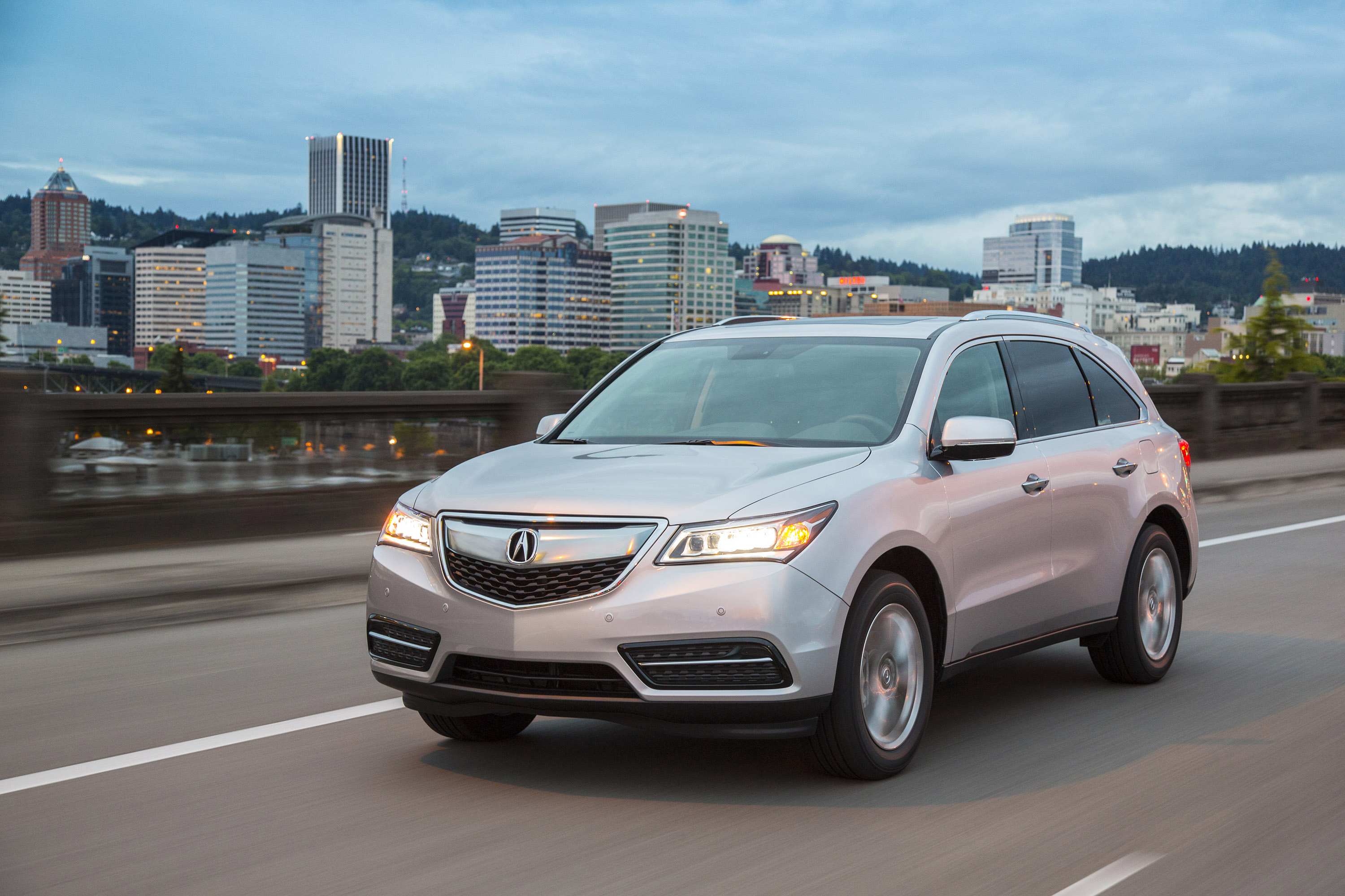 Acura MDX (2016) HD Picture 1 of 2 116600 3000x2000