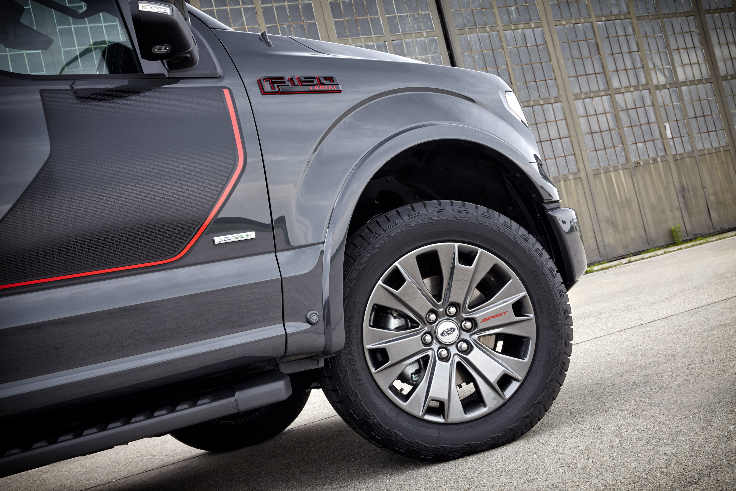Ford truck lariat package #9