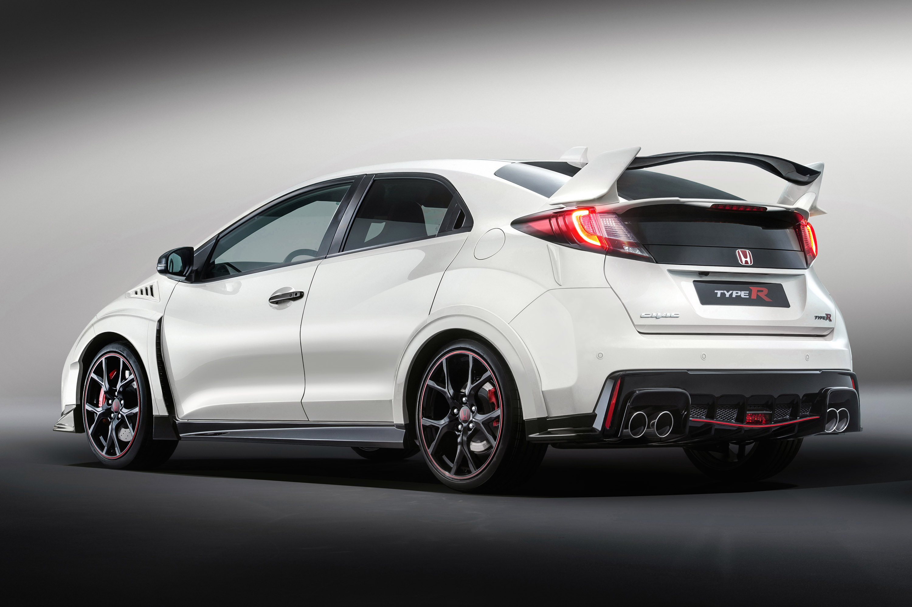 Honda Civic Type R is Finally Here [VIDEO]
