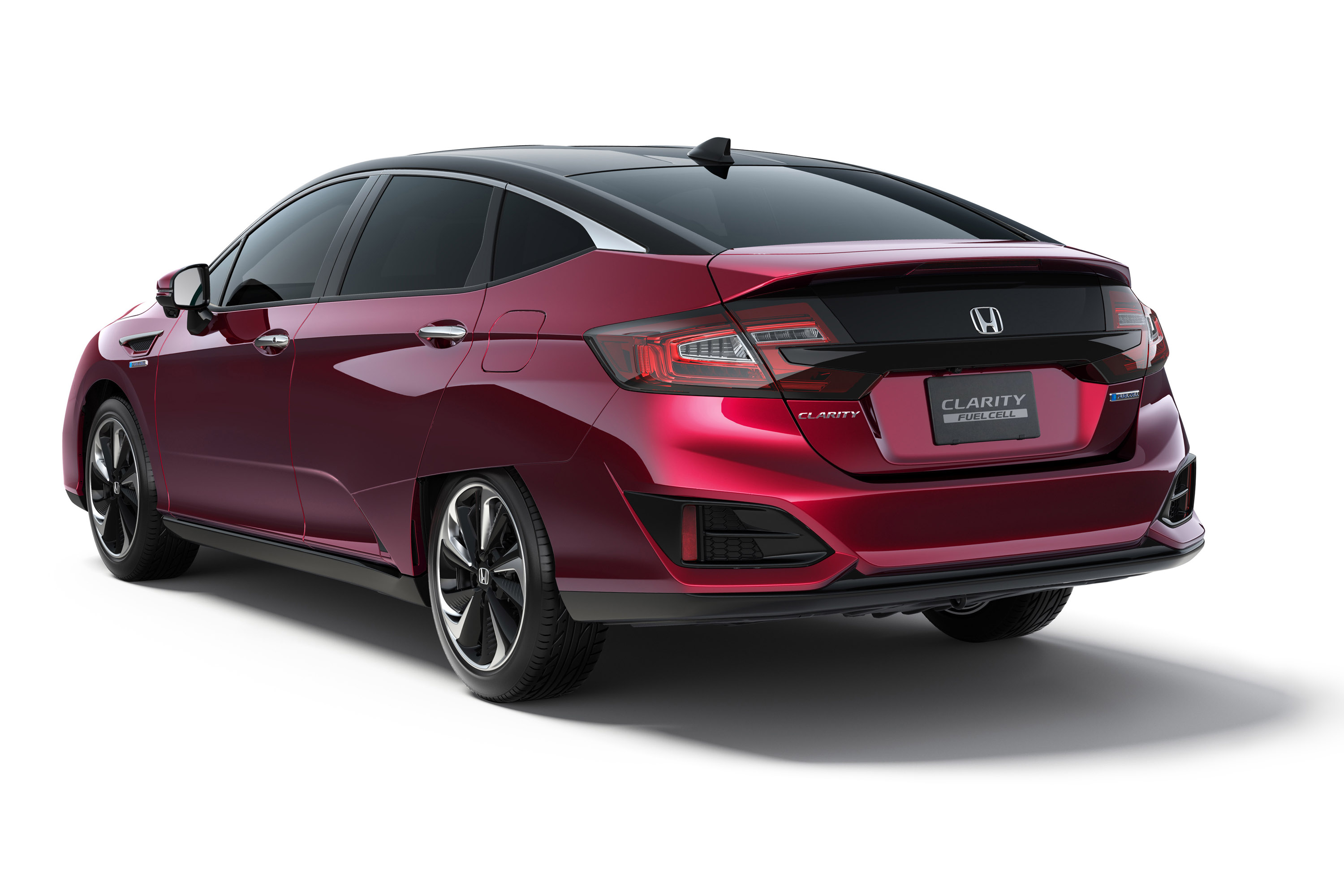honda-clarity-fuel-cell-goes-on-sale-in-the-u-s