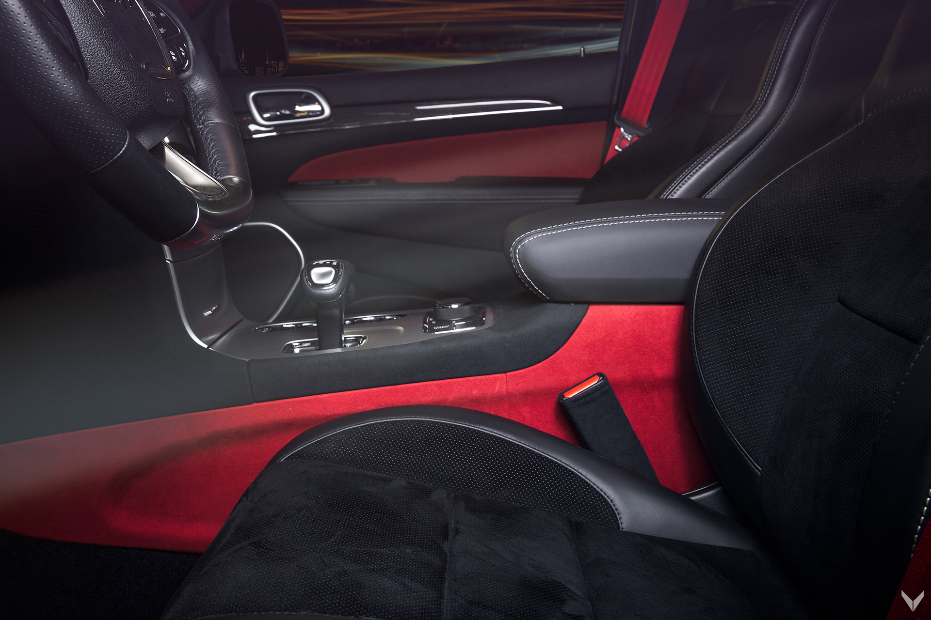 Vilner Releases Jeep Grand Cherokee Srt Based Interior Project