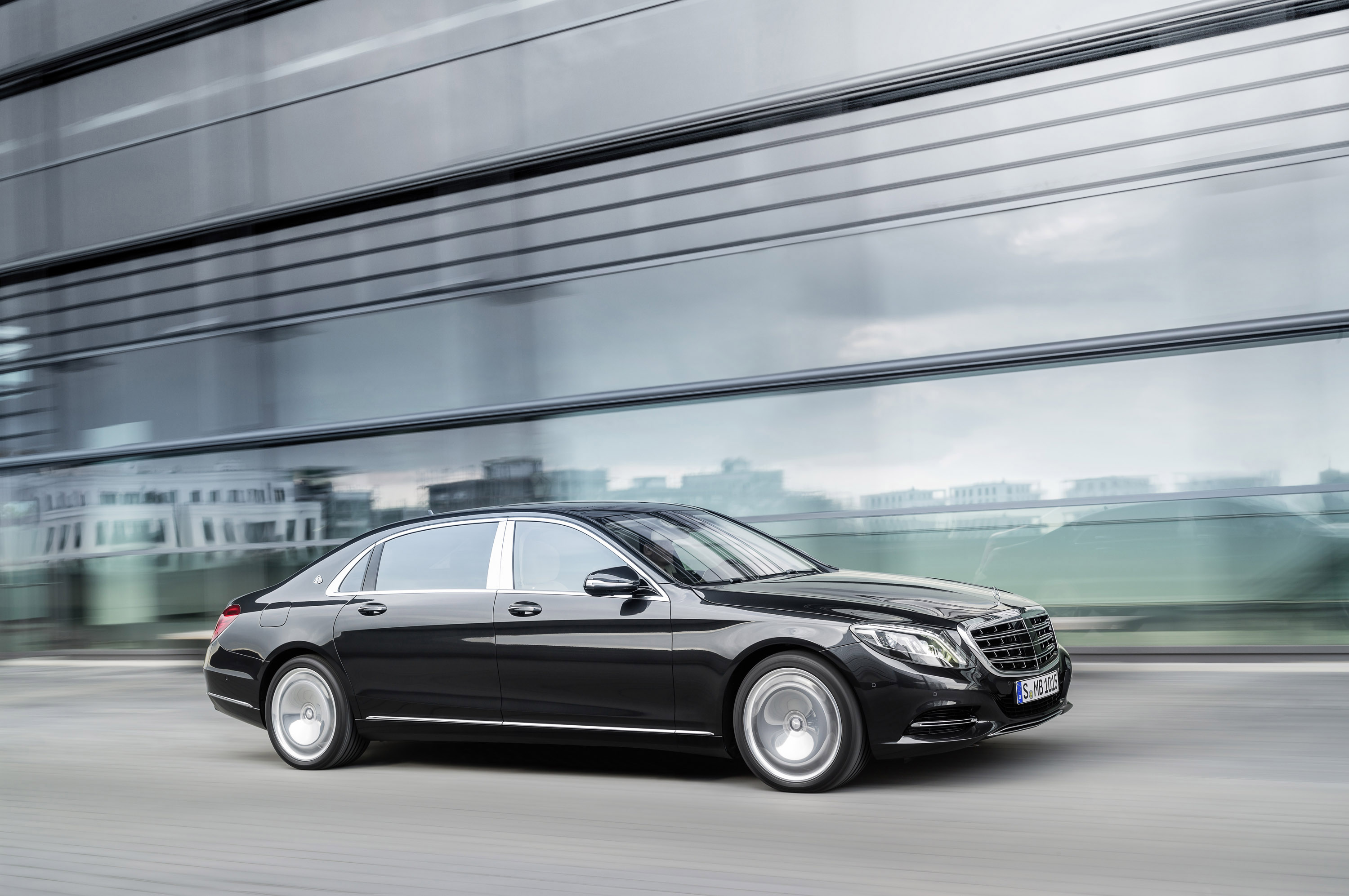 2016 Mercedes-Benz S-Class Maybach Debuts Officially