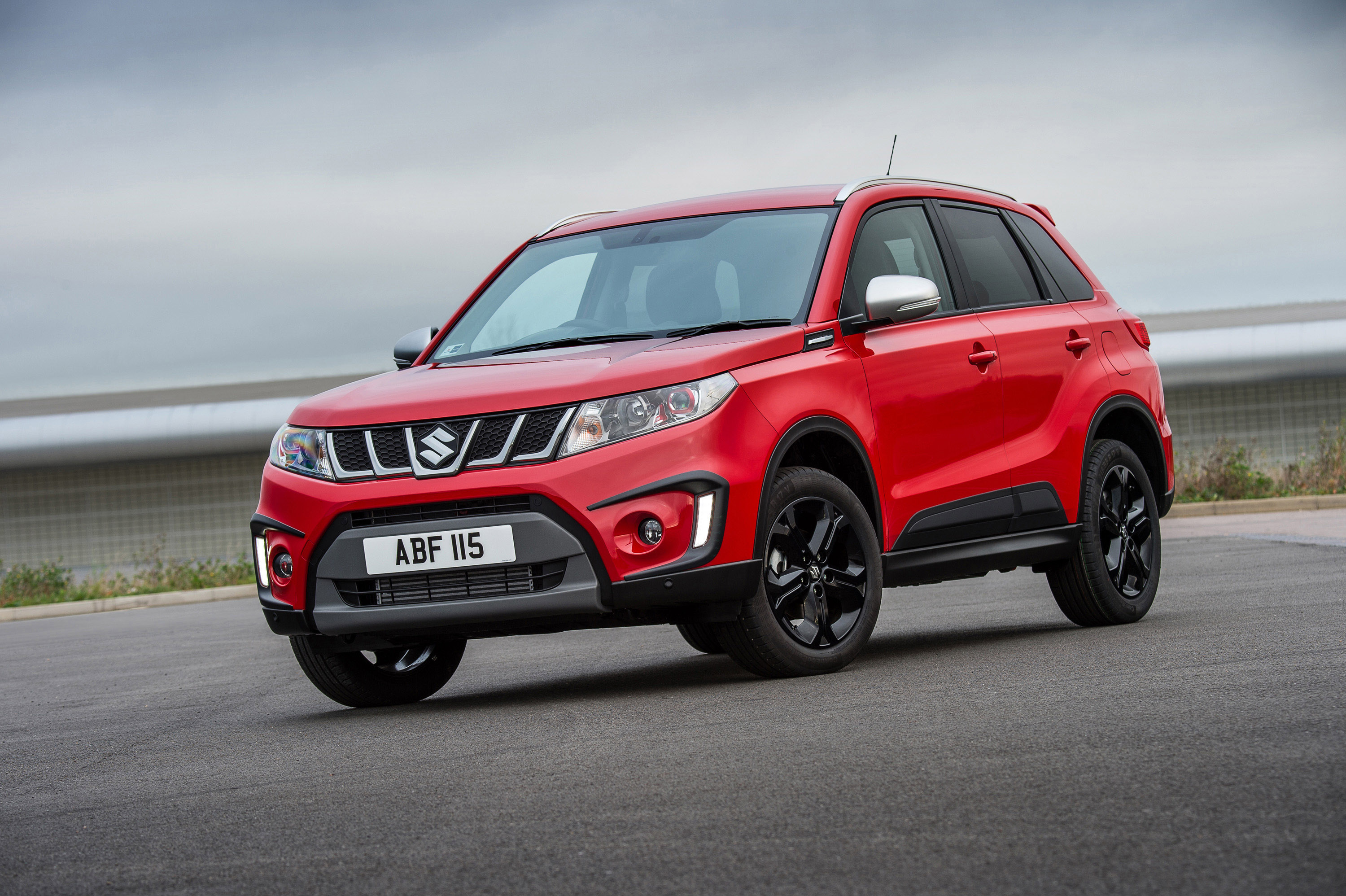Suzuki vitara вес