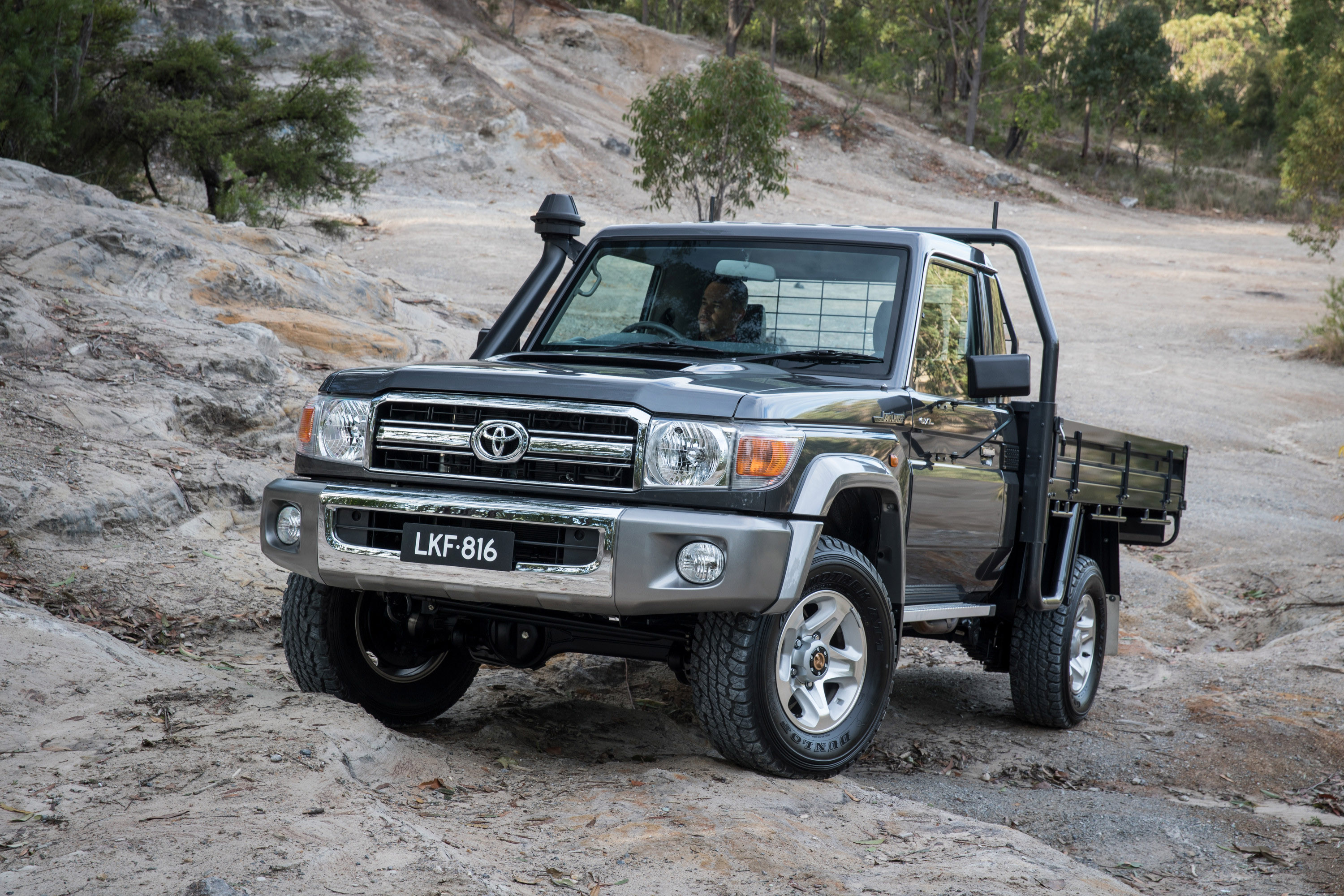 Toyota lc 70