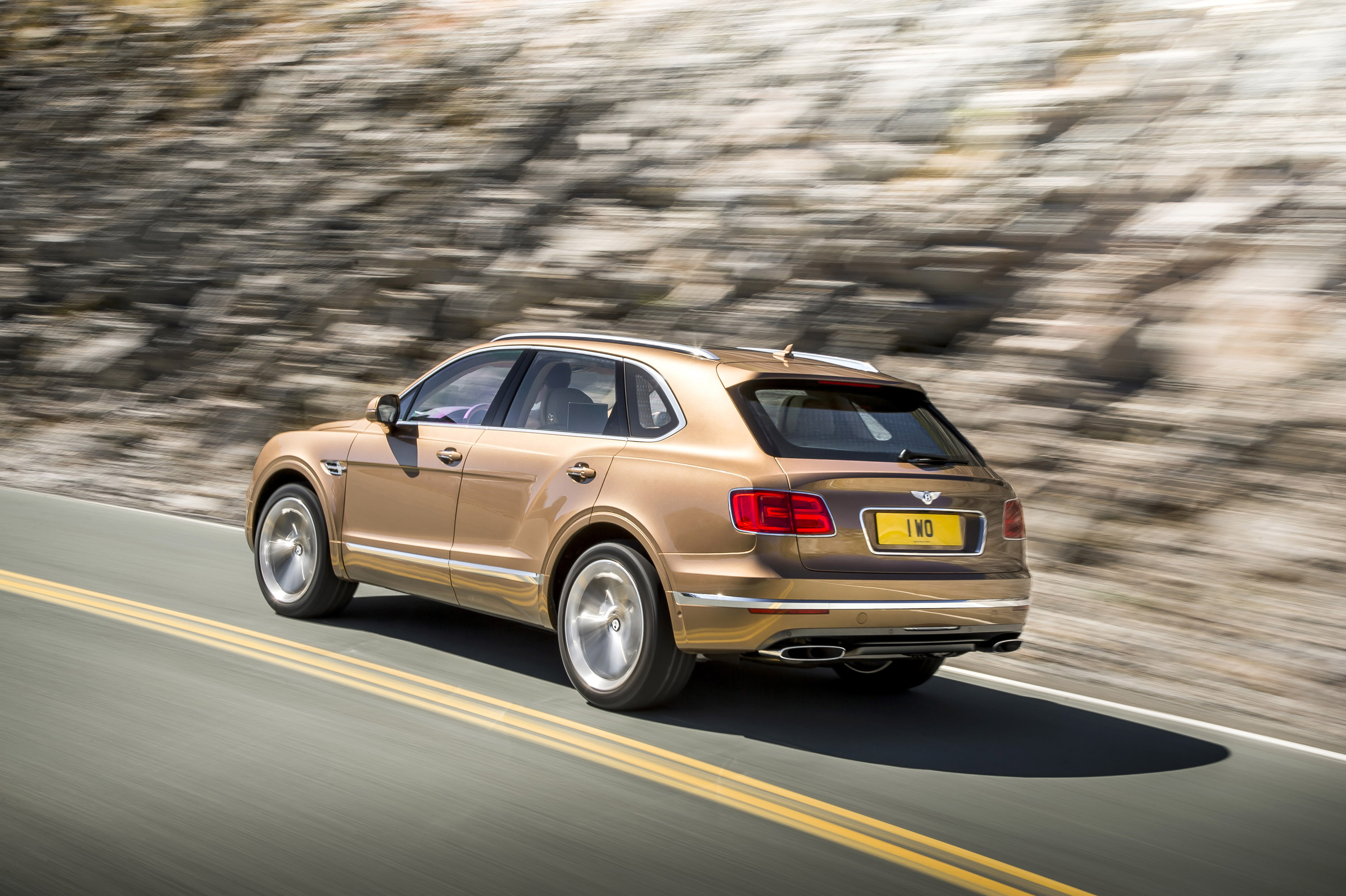Bentley Reveals 2017 Bentayga SUV