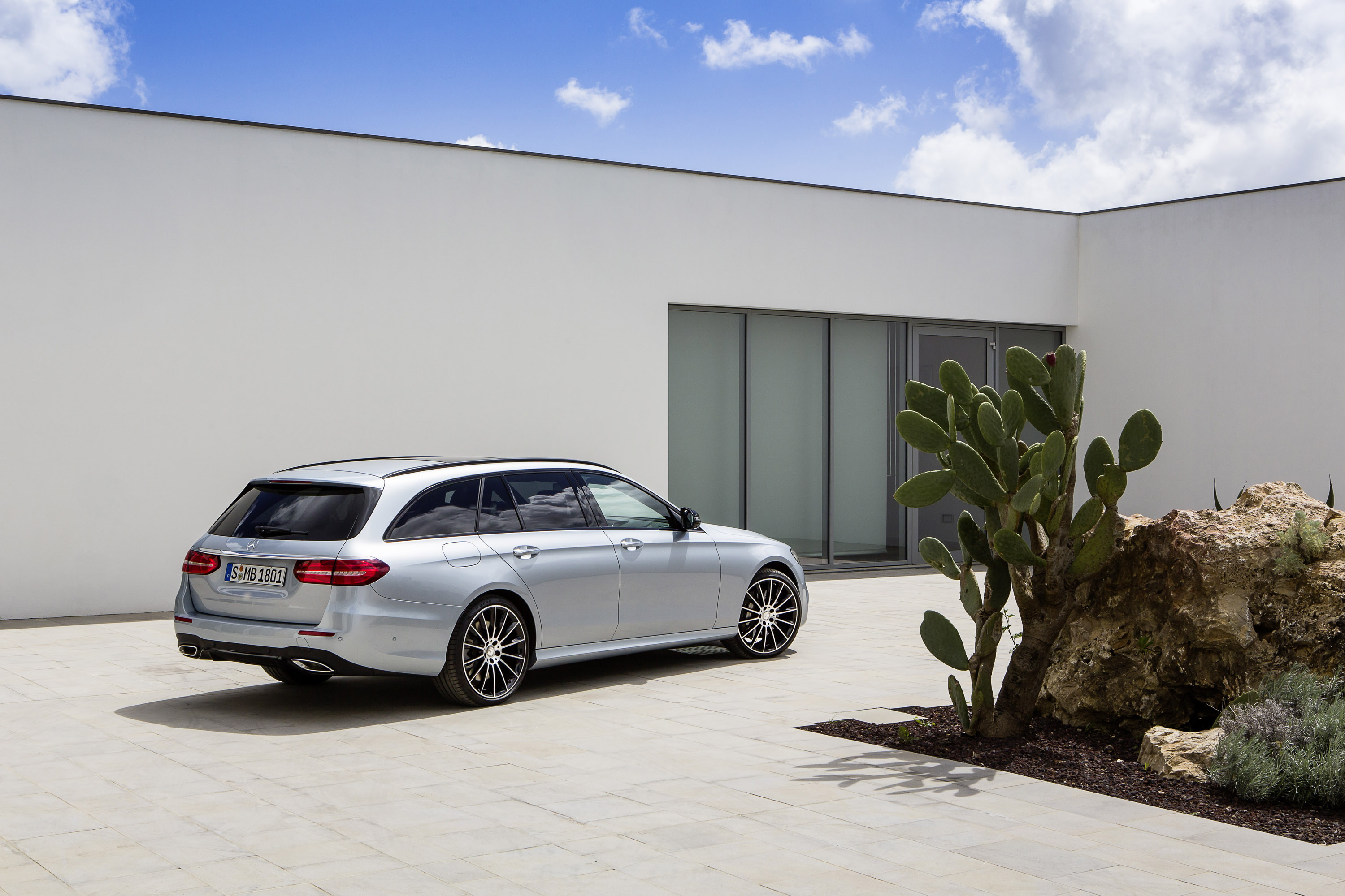 Mercedes reveals 2017 E-Class Estate and EMG E-Class Estate Mercedes reveals 2017 E-Class Estate and EMG E-Class Estate