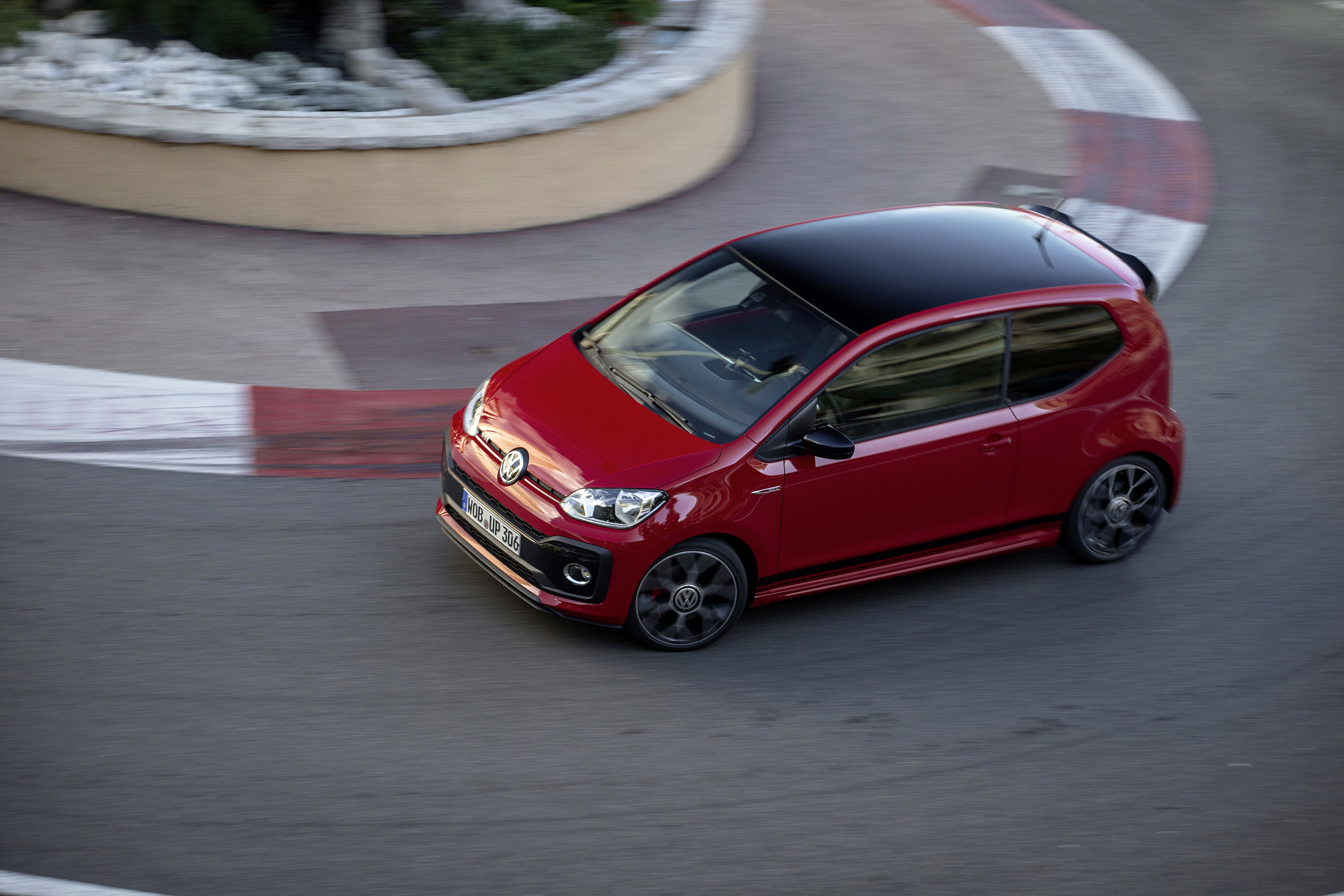 2018 Golf Gti >> Volkswagen presents up! GTI 2018 Golf Gti >> Volkswagen presents up! GTI