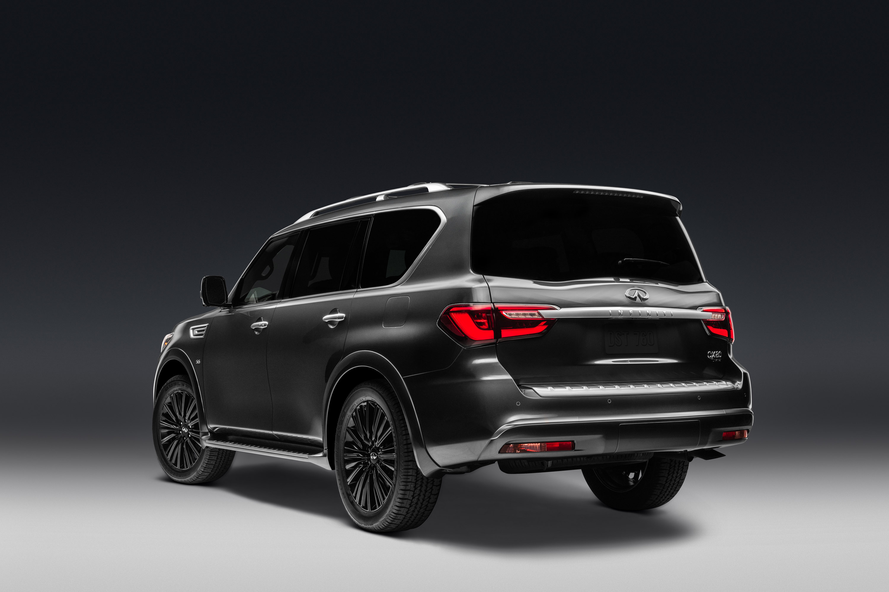 INFINITI presents 2019 QX80 LIMITED