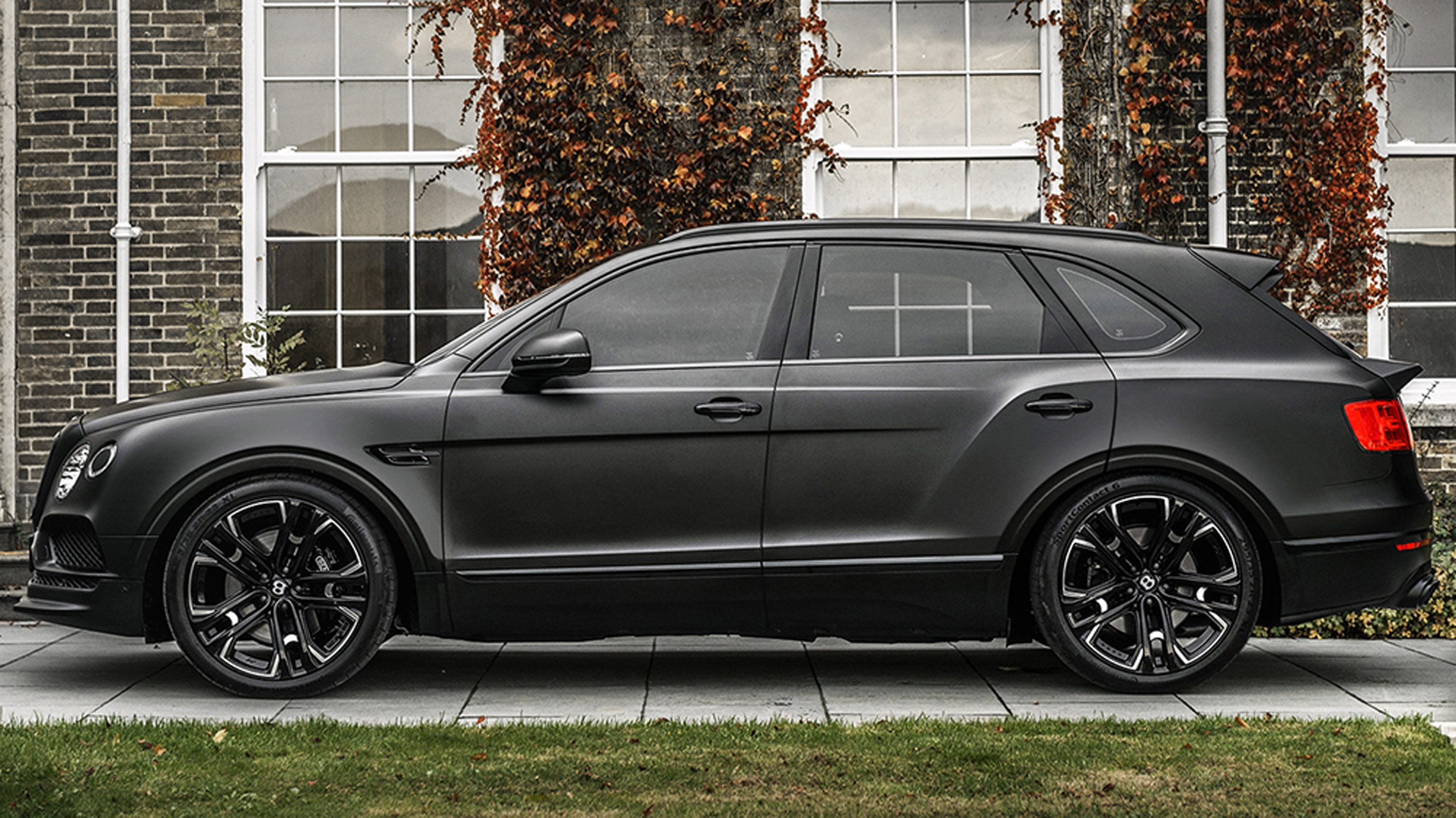 Kahn Design Unveils Revised Bentley Bentayga Centenary