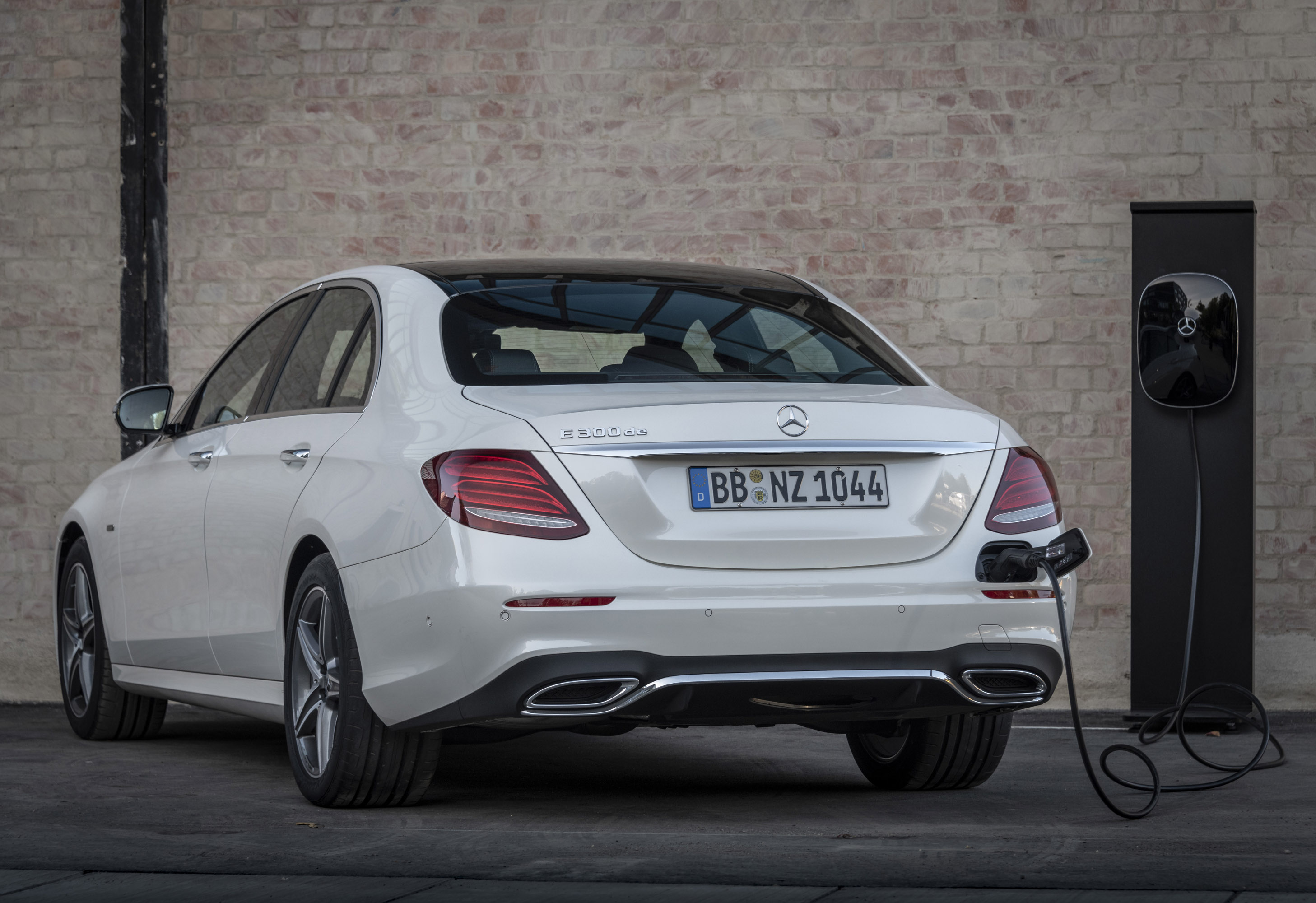 Mercedes reveals new E 300 models