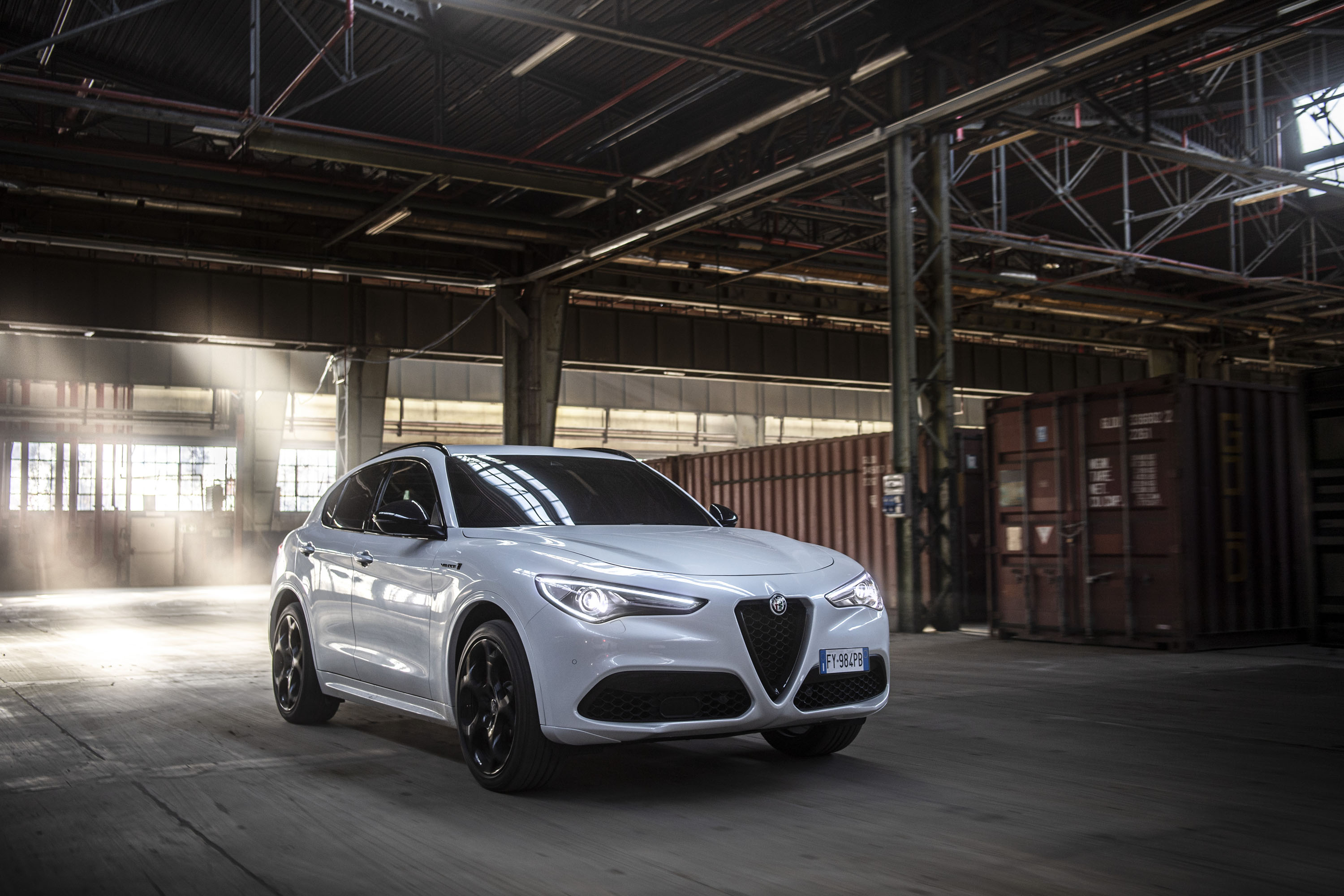 Alfa Romeo Stelvio Veloce (2021) HD Picture 1 of 10 142895 3000x2000