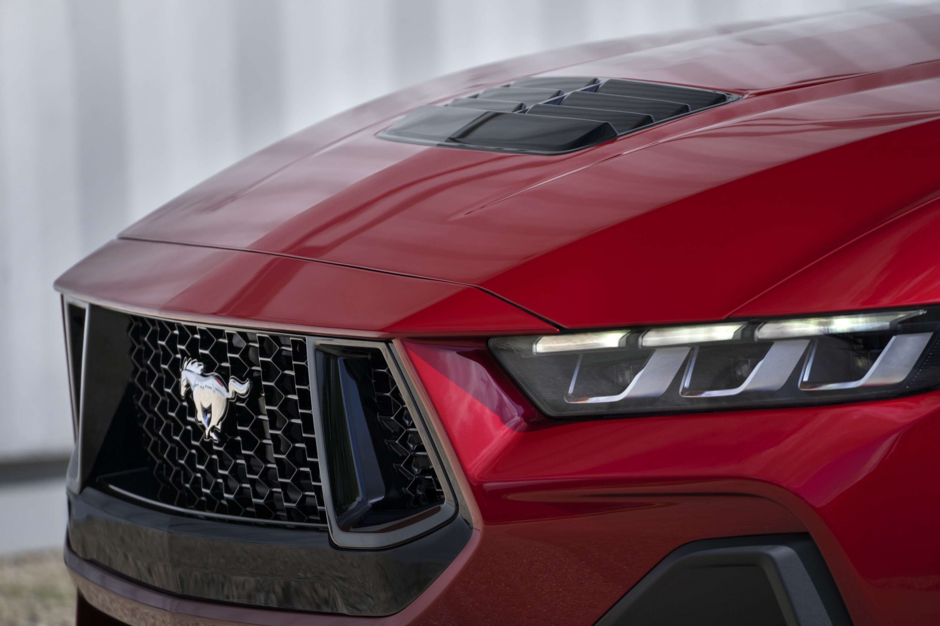 Ford Mustang (2024) picture 11 of 57 3000x1999