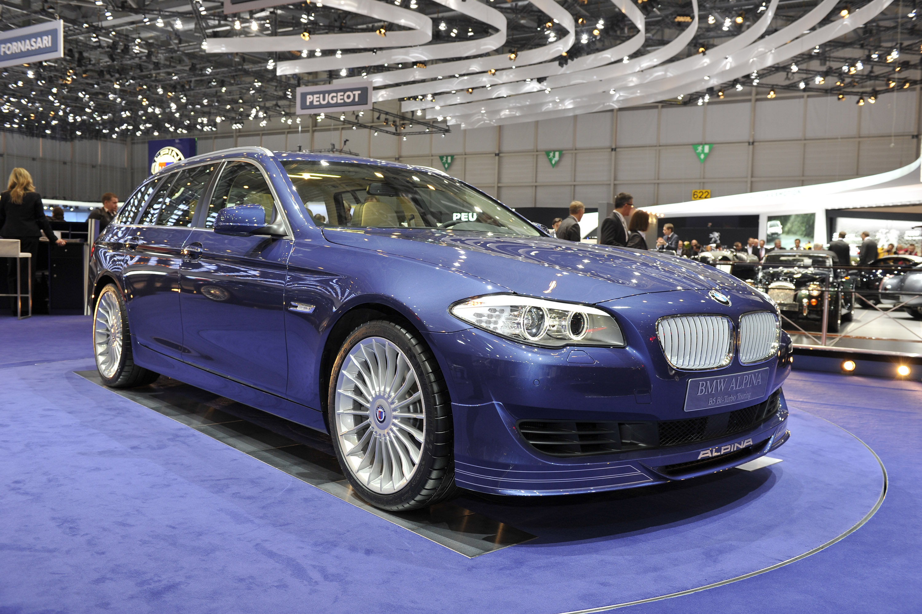 Geneva 2011: Alpina B5 Bi-Turbo Touring