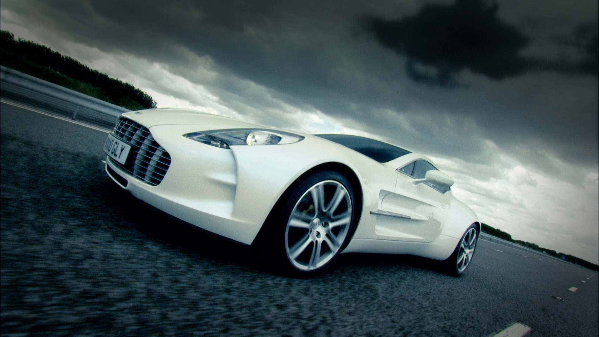 Aston Martin One-77 - Picture 42513