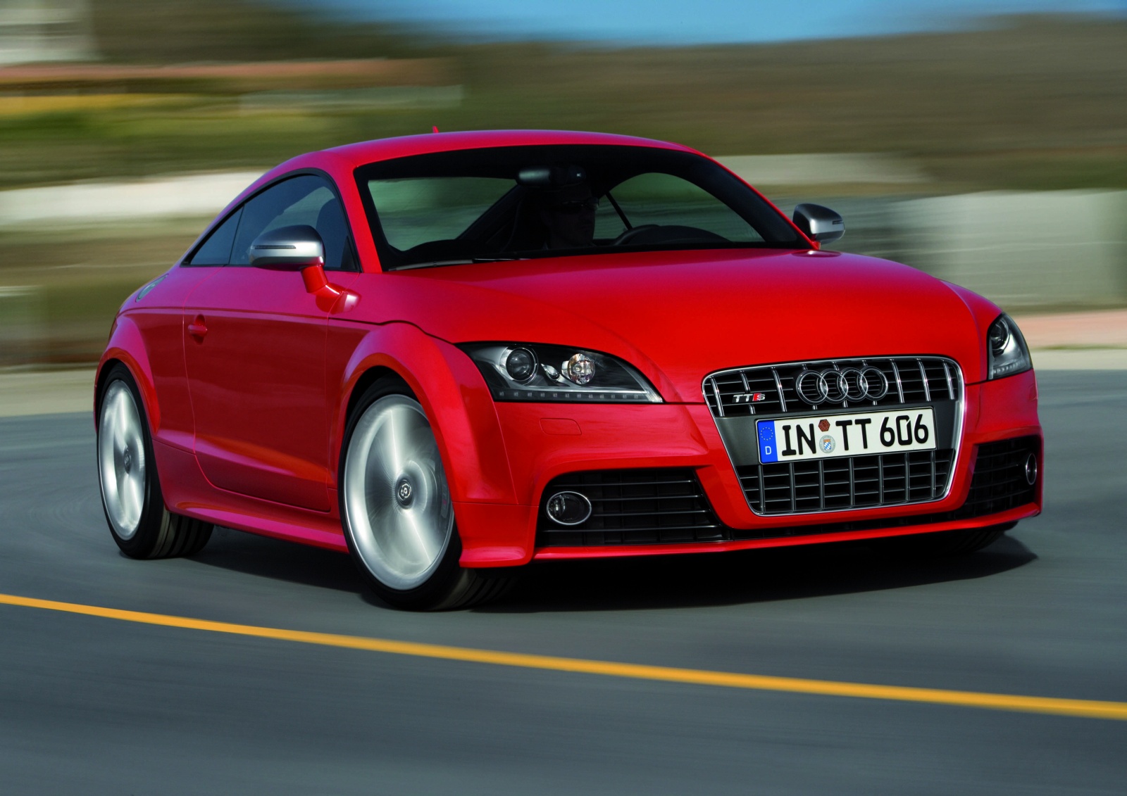 Audi TTS - with 2.0 TFSI - the perfect sport engine
